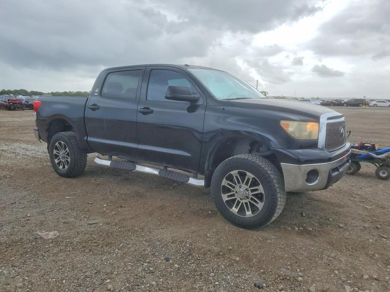 2013 Toyota Tundra Crewmax Sr5 Black vin: 5TFEM5F11DX066674