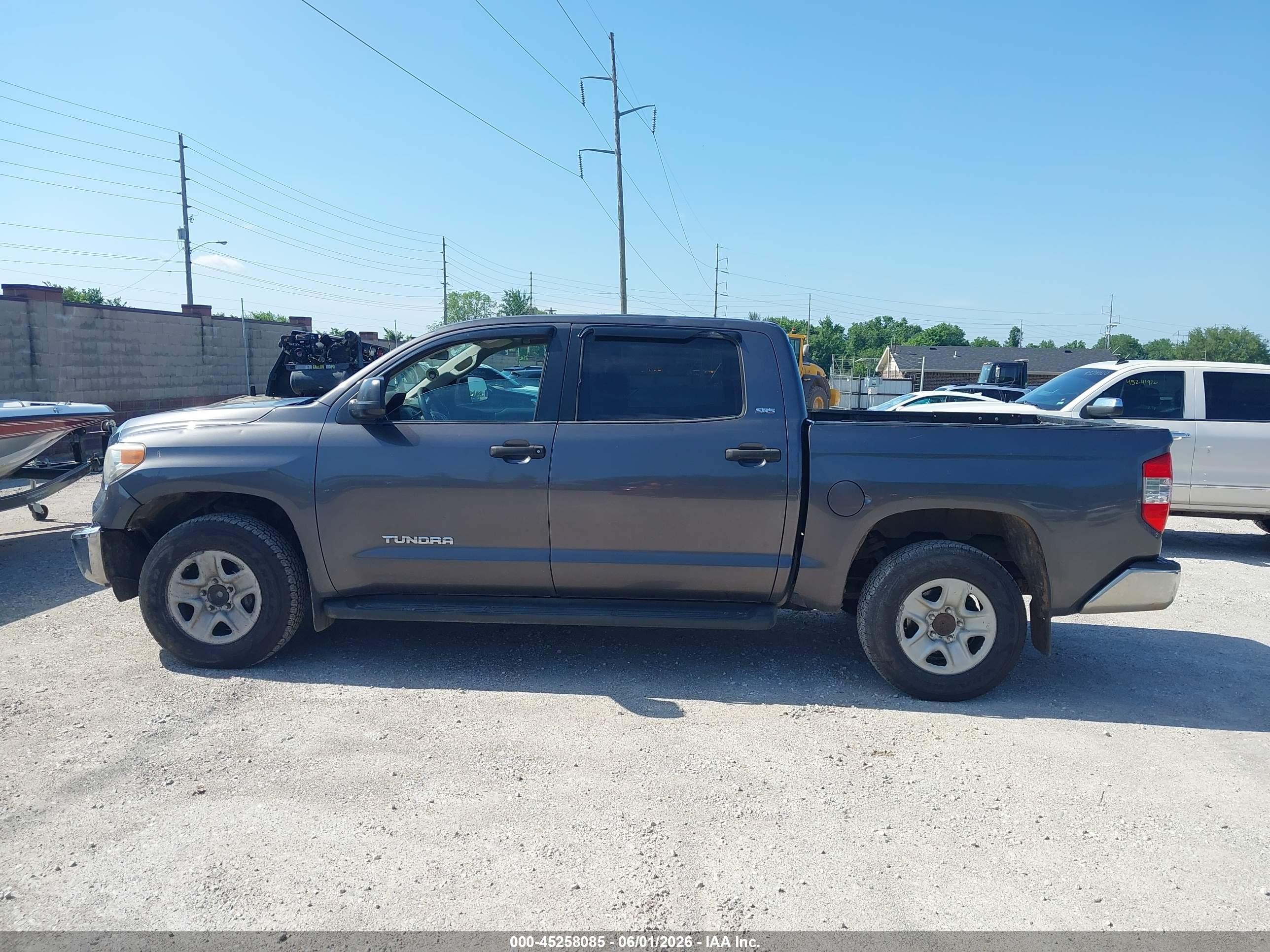 2015 Toyota Tundra Sr5 4.6l V8 Серый vin: 5TFEM5F11FX084031