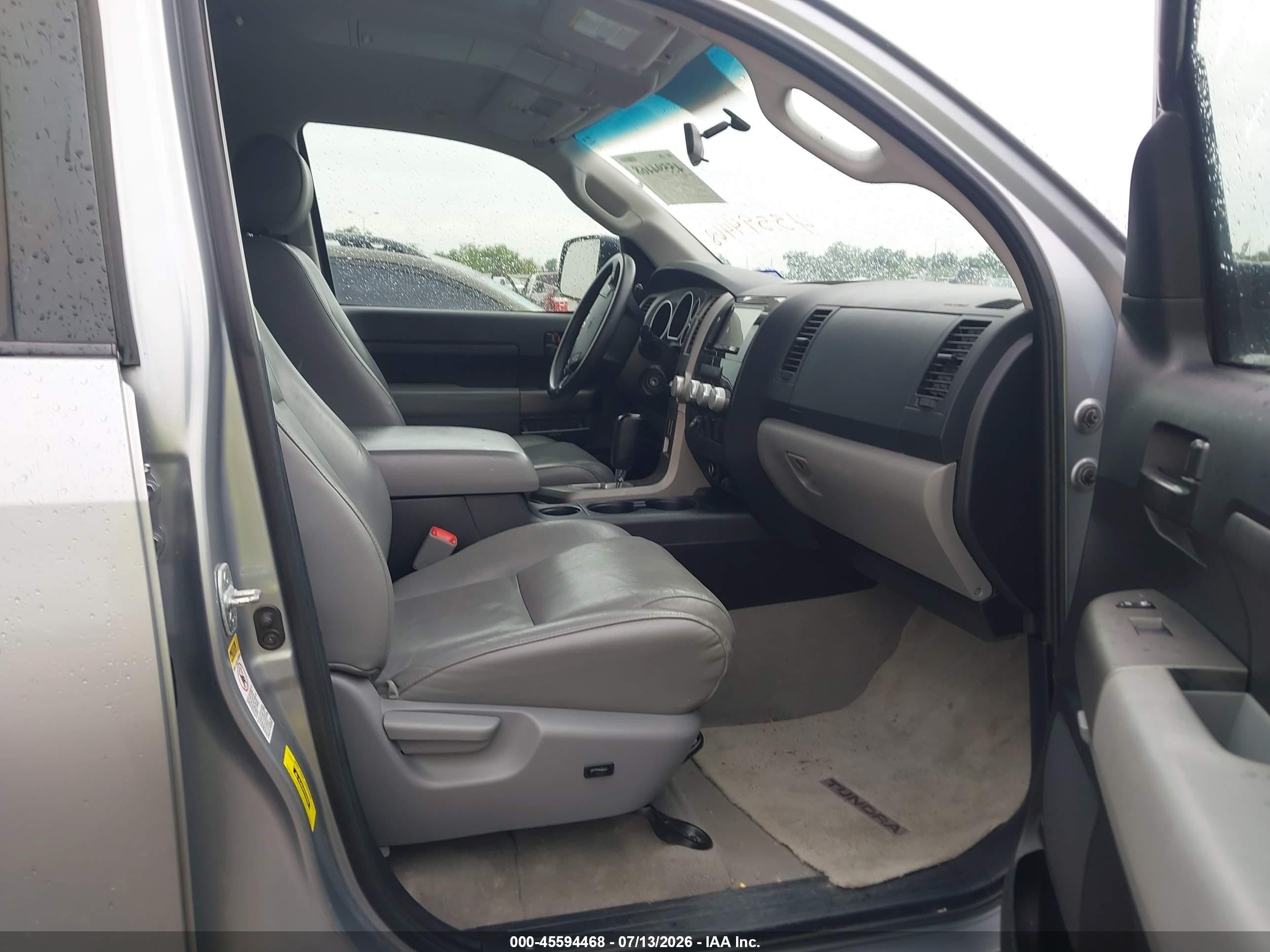 2010 Toyota Tundra Grade 4.6l V8 Silver vin: 5TFEM5F12AX017883