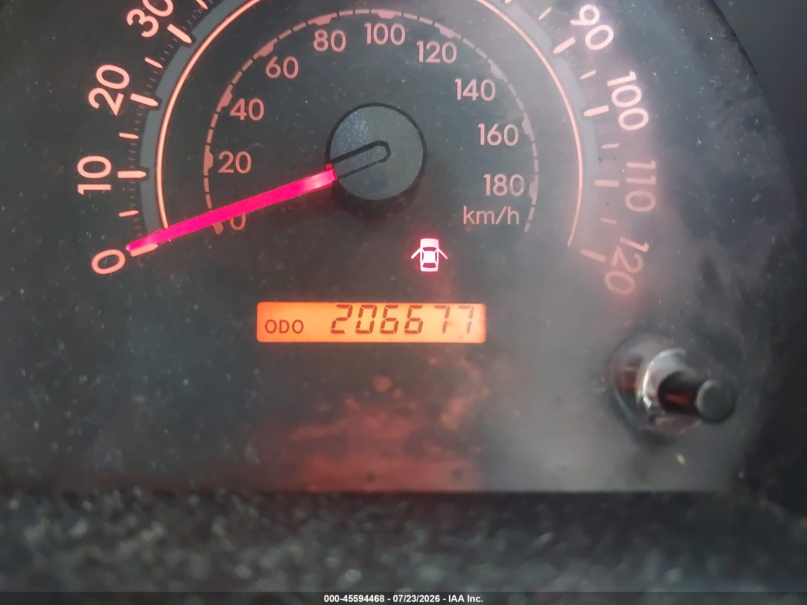2010 Toyota Tundra Grade 4.6l V8 Silver vin: 5TFEM5F12AX017883