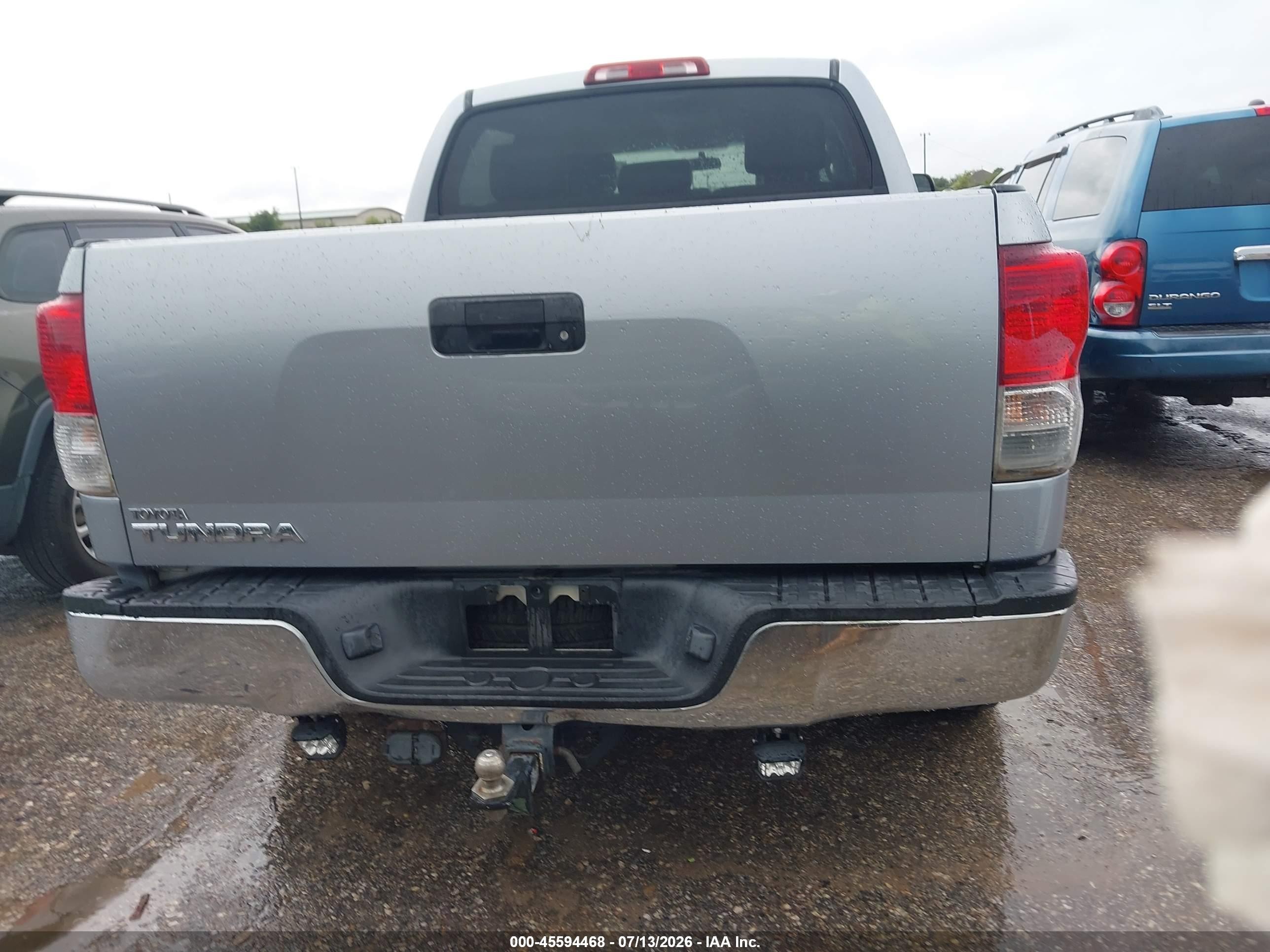 2010 Toyota Tundra Grade 4.6l V8 Silver vin: 5TFEM5F12AX017883