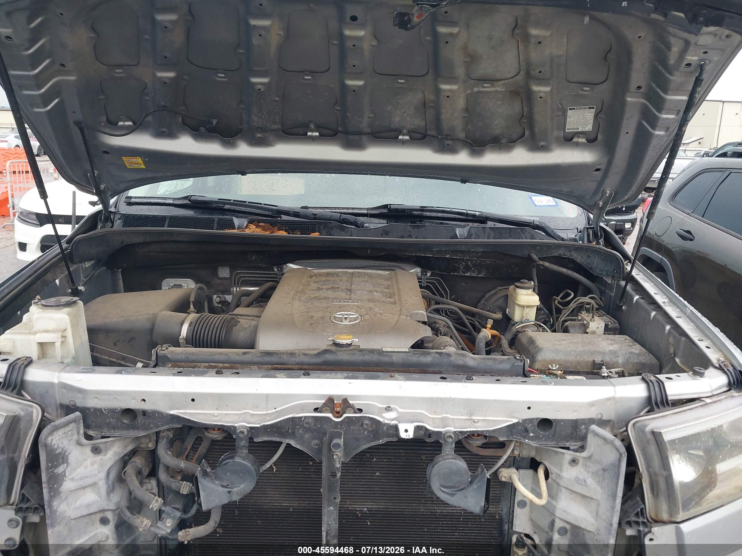 2010 Toyota Tundra Grade 4.6l V8 Silver vin: 5TFEM5F12AX017883