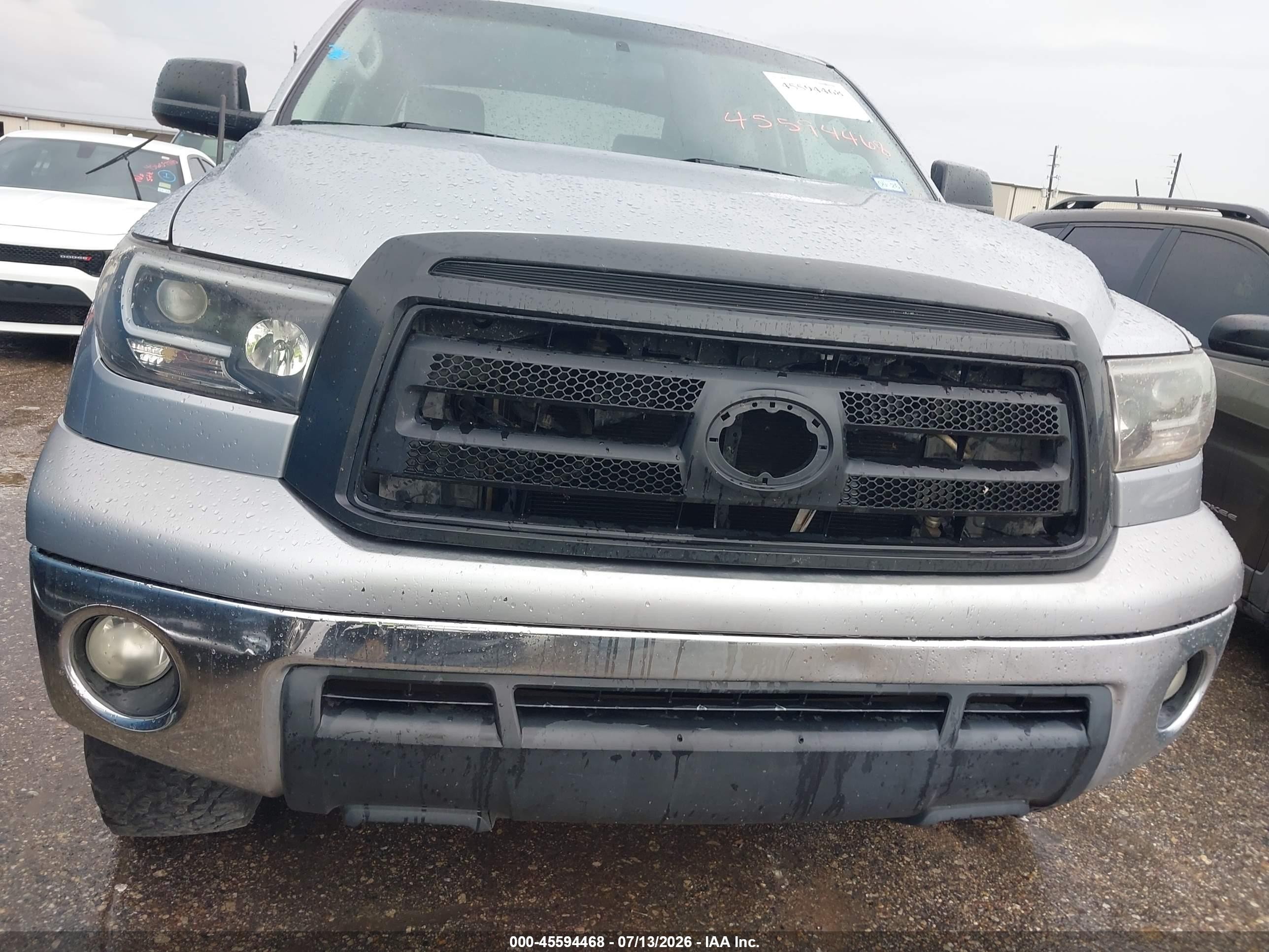 2010 Toyota Tundra Grade 4.6l V8 Silver vin: 5TFEM5F12AX017883