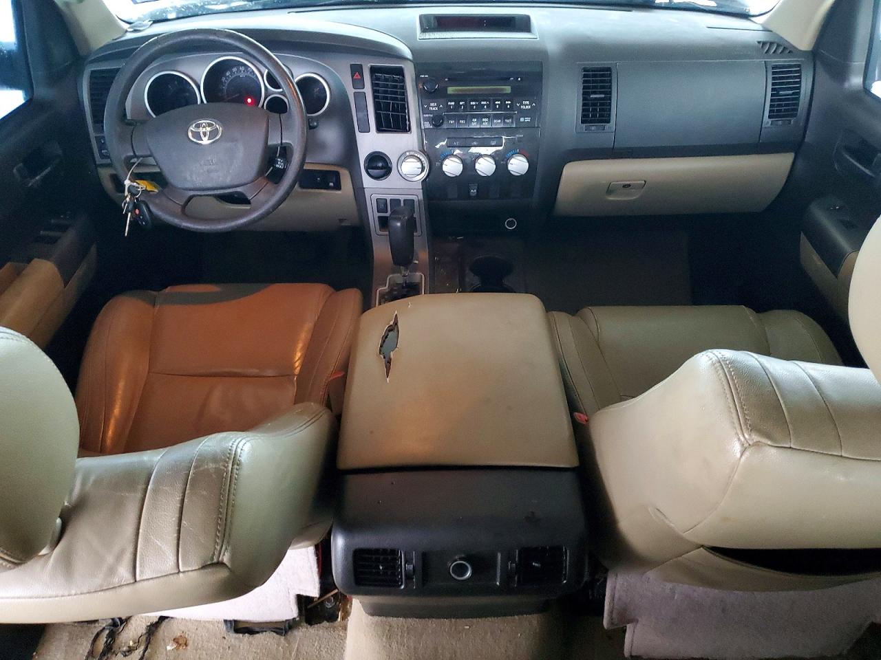 2011 Toyota Tundra Crewmax Sr5 Tan vin: 5TFEM5F12BX028027