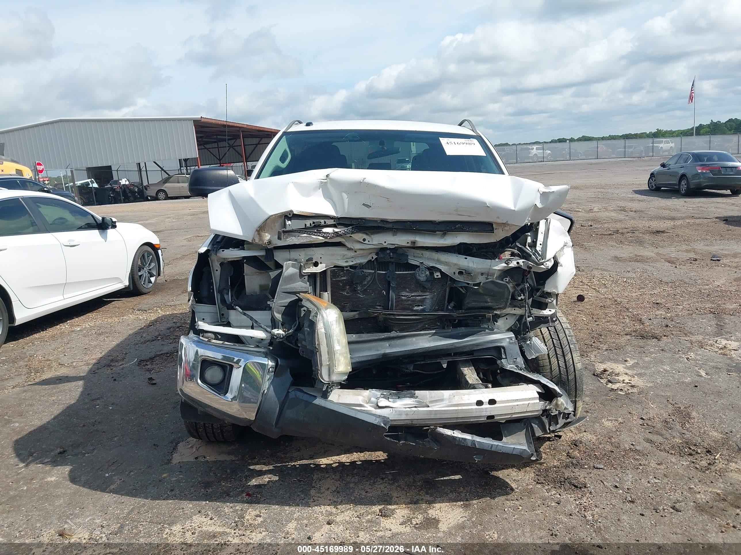 2014 Toyota Tundra Sr5 4.6l V8 White vin: 5TFEM5F12EX070976