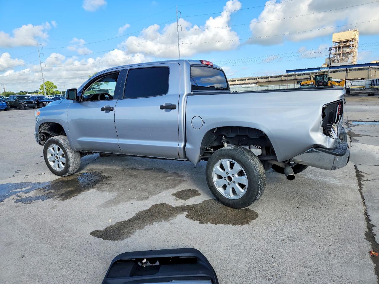 2014 Toyota Tundra Crewmax Sr5 Silver vin: 5TFEM5F13EX077628