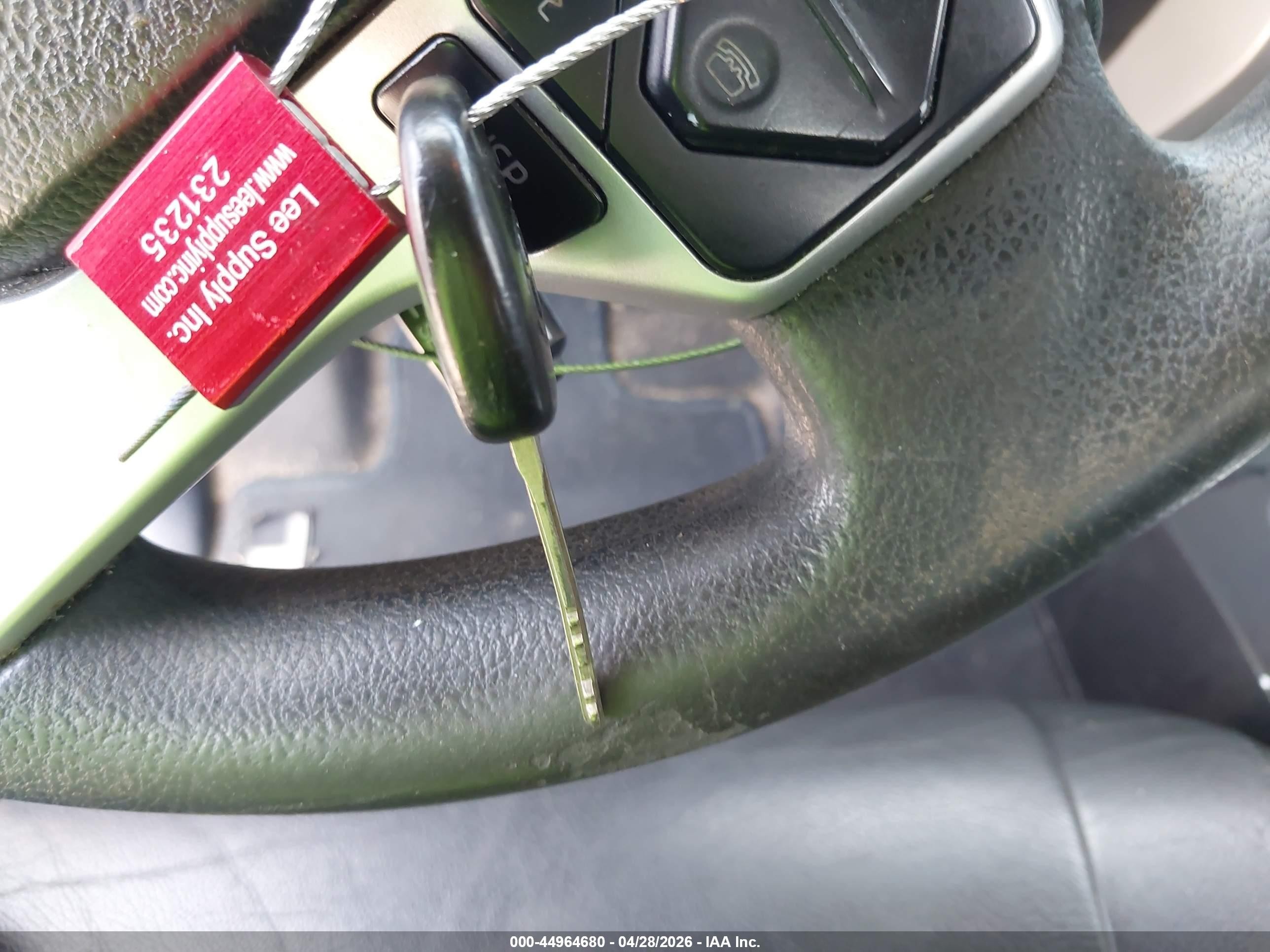 2015 Toyota Tundra Sr5 4.6l V8 Синий vin: 5TFEM5F13FX085746