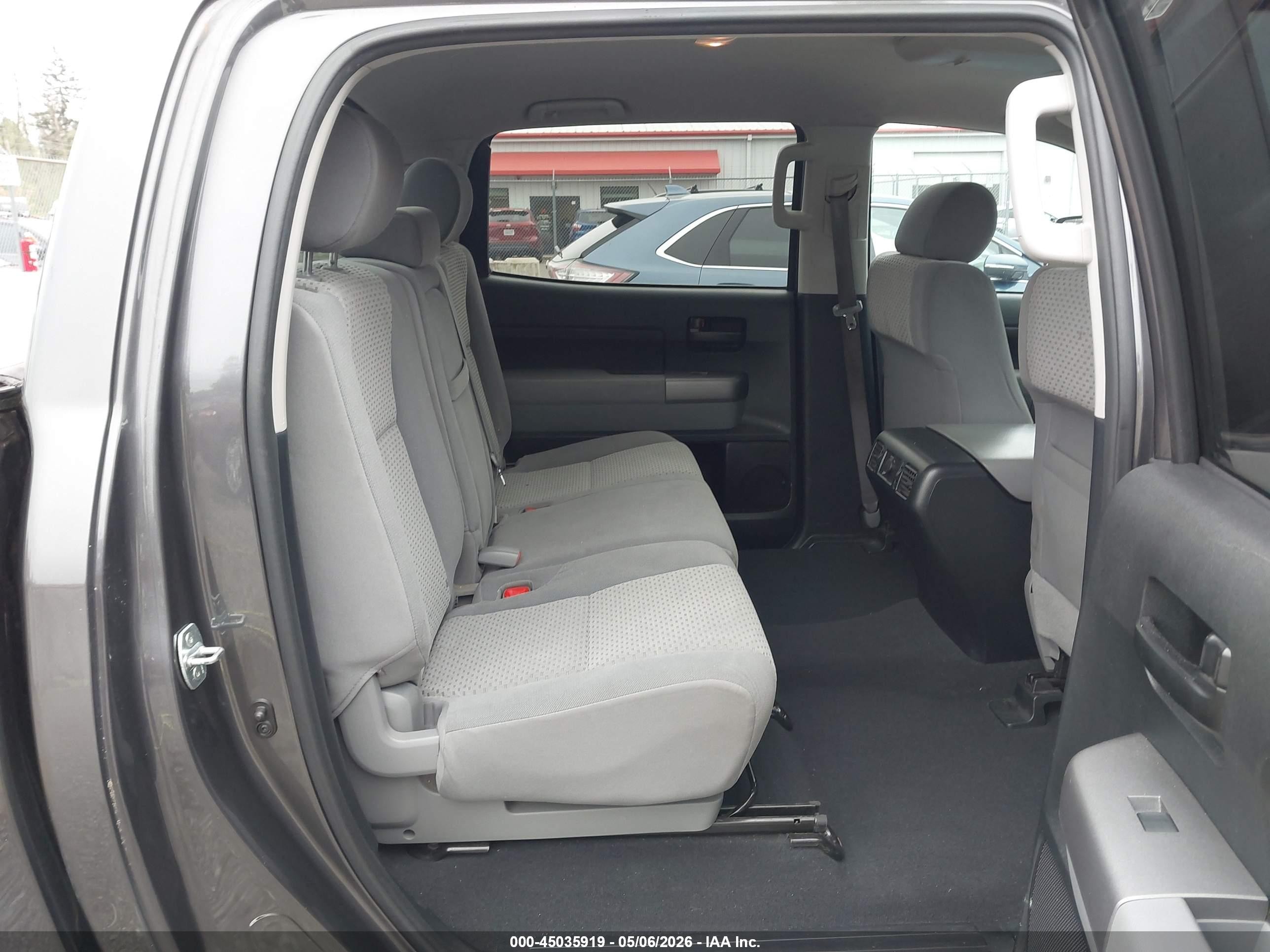 2012 Toyota Tundra Grade 4.6l V8 Серый vin: 5TFEM5F14CX041914