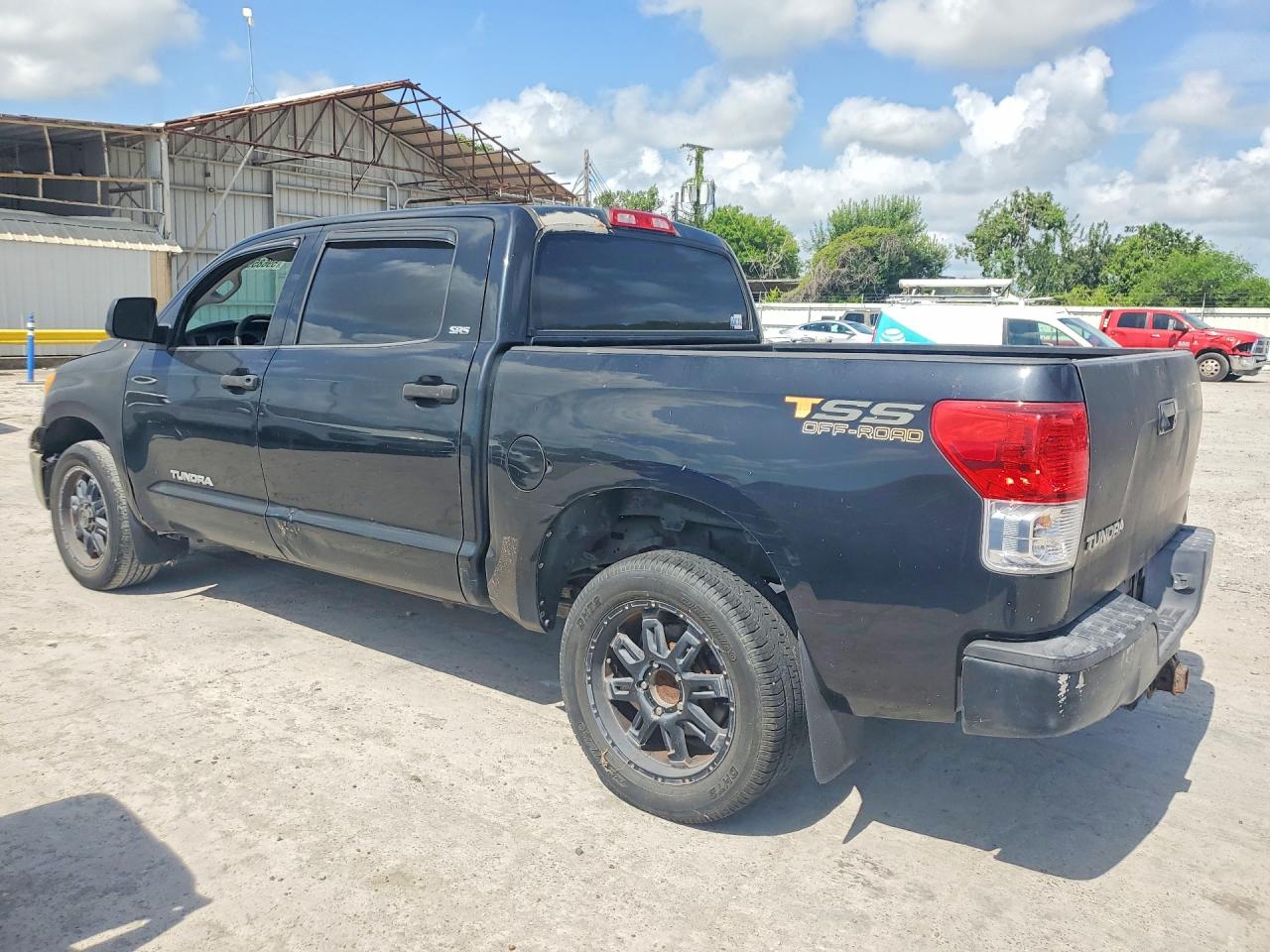 2013 Toyota Tundra Crewmax Sr5 Black vin: 5TFEM5F14DX066068