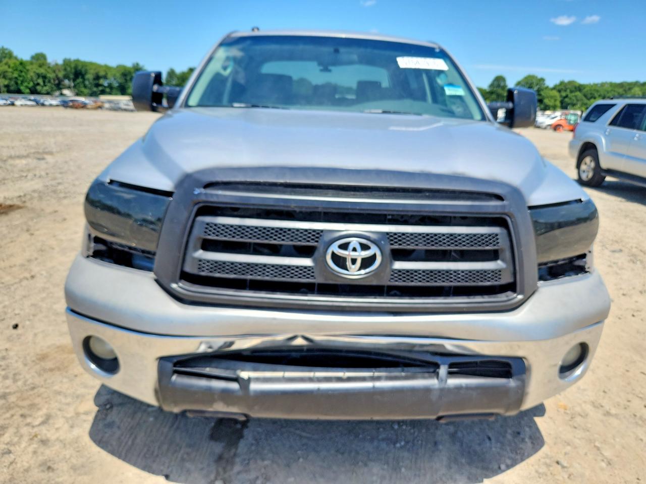 2010 Toyota Tundra Crewmax Sr5 Silver vin: 5TFEM5F15AX001791
