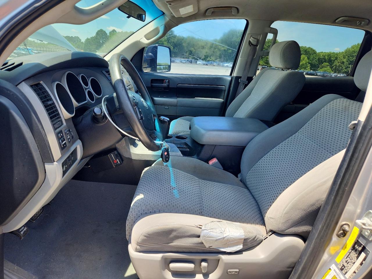 2010 Toyota Tundra Crewmax Sr5 Silver vin: 5TFEM5F15AX001791