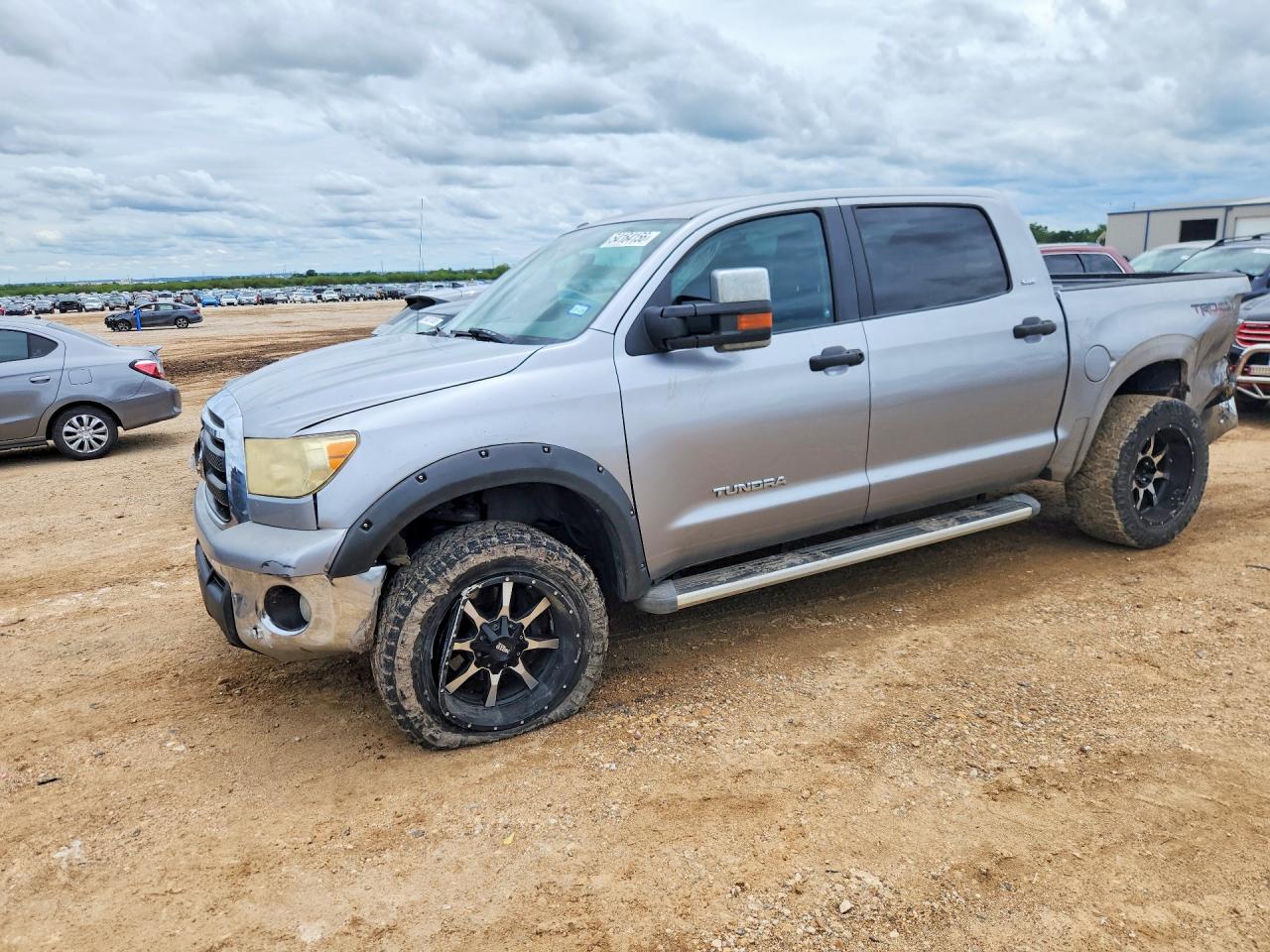 2010 Toyota Tundra Crewmax Sr5 Silver vin: 5TFEM5F15AX012001