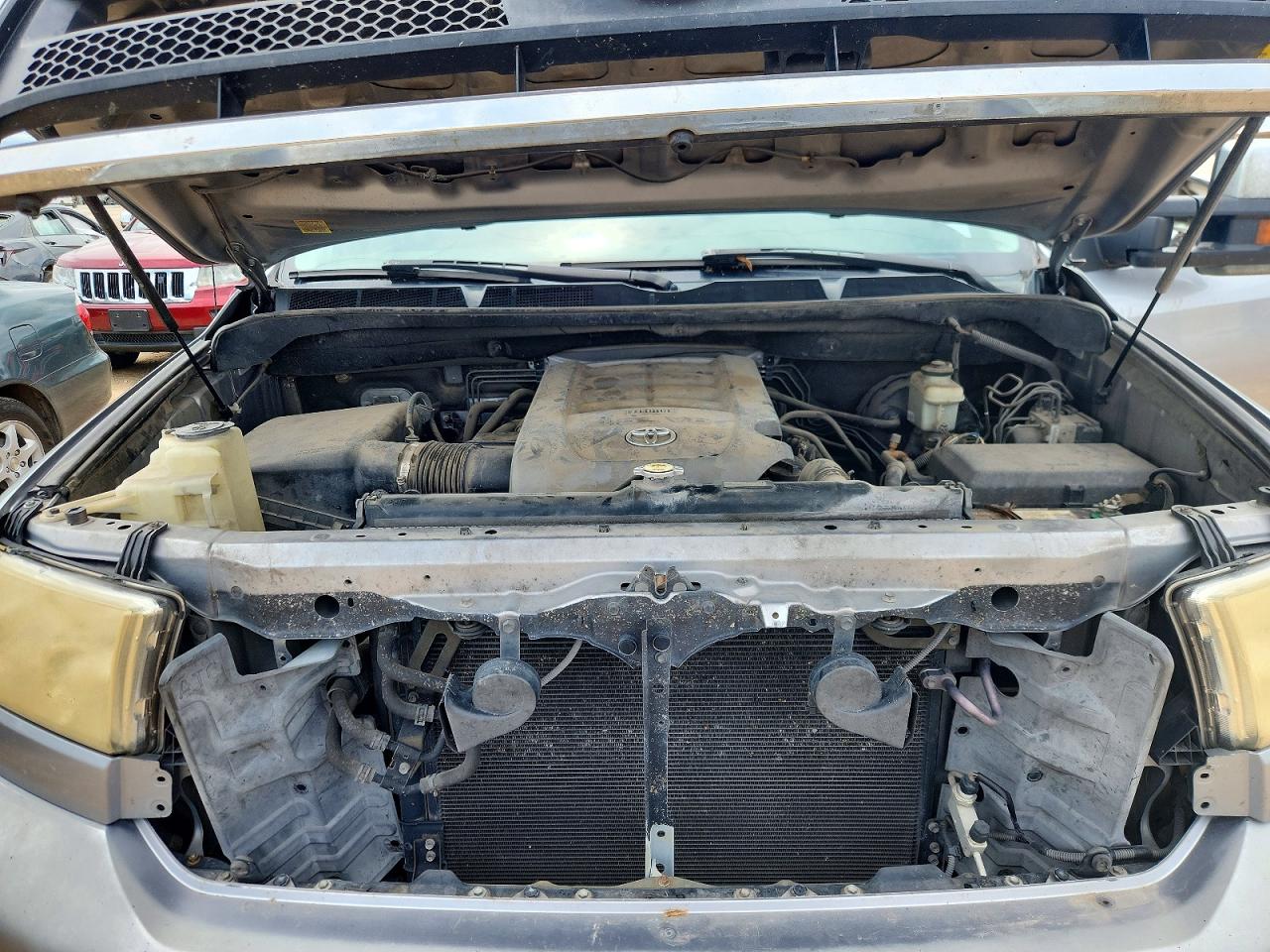 2010 Toyota Tundra Crewmax Sr5 Silver vin: 5TFEM5F15AX012001