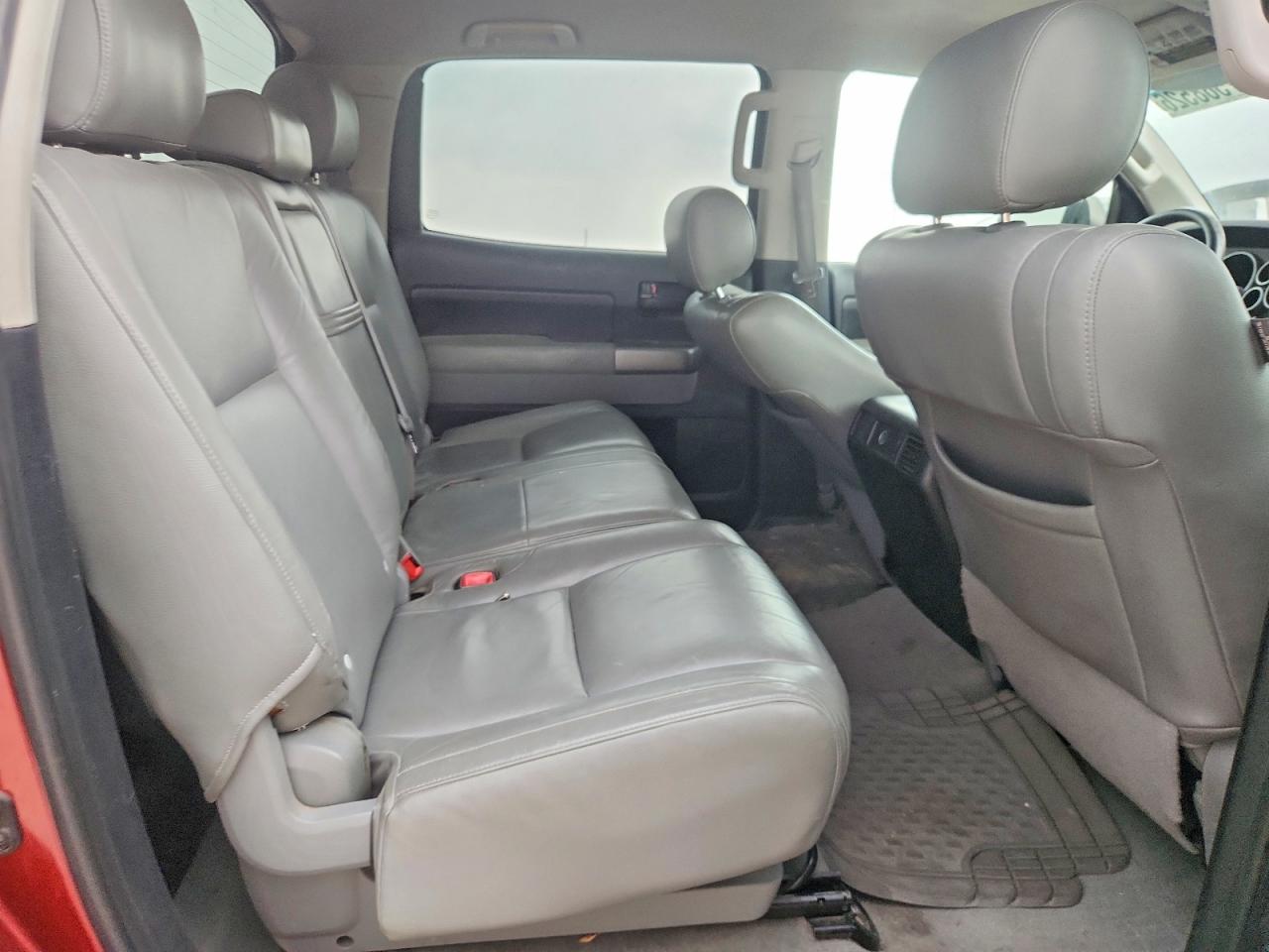 2010 Toyota Tundra Crewmax Sr5 Burgundy vin: 5TFEM5F15AX017554