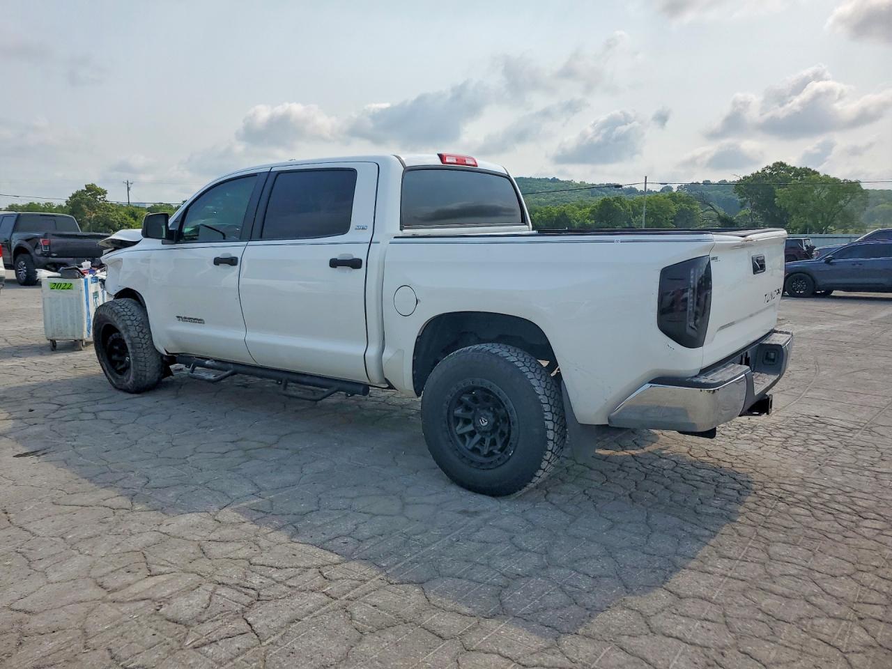 2016 Toyota Tundra Crewmax Sr5 White vin: 5TFEM5F15GX101477