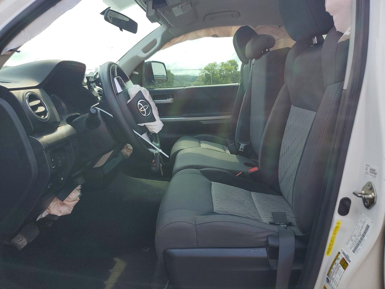 2016 Toyota Tundra Crewmax Sr5 White vin: 5TFEM5F15GX101477