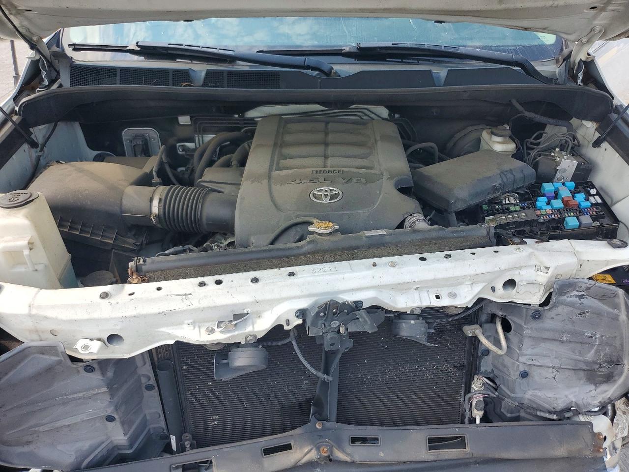 2016 Toyota Tundra Crewmax Sr5 White vin: 5TFEM5F15GX101477