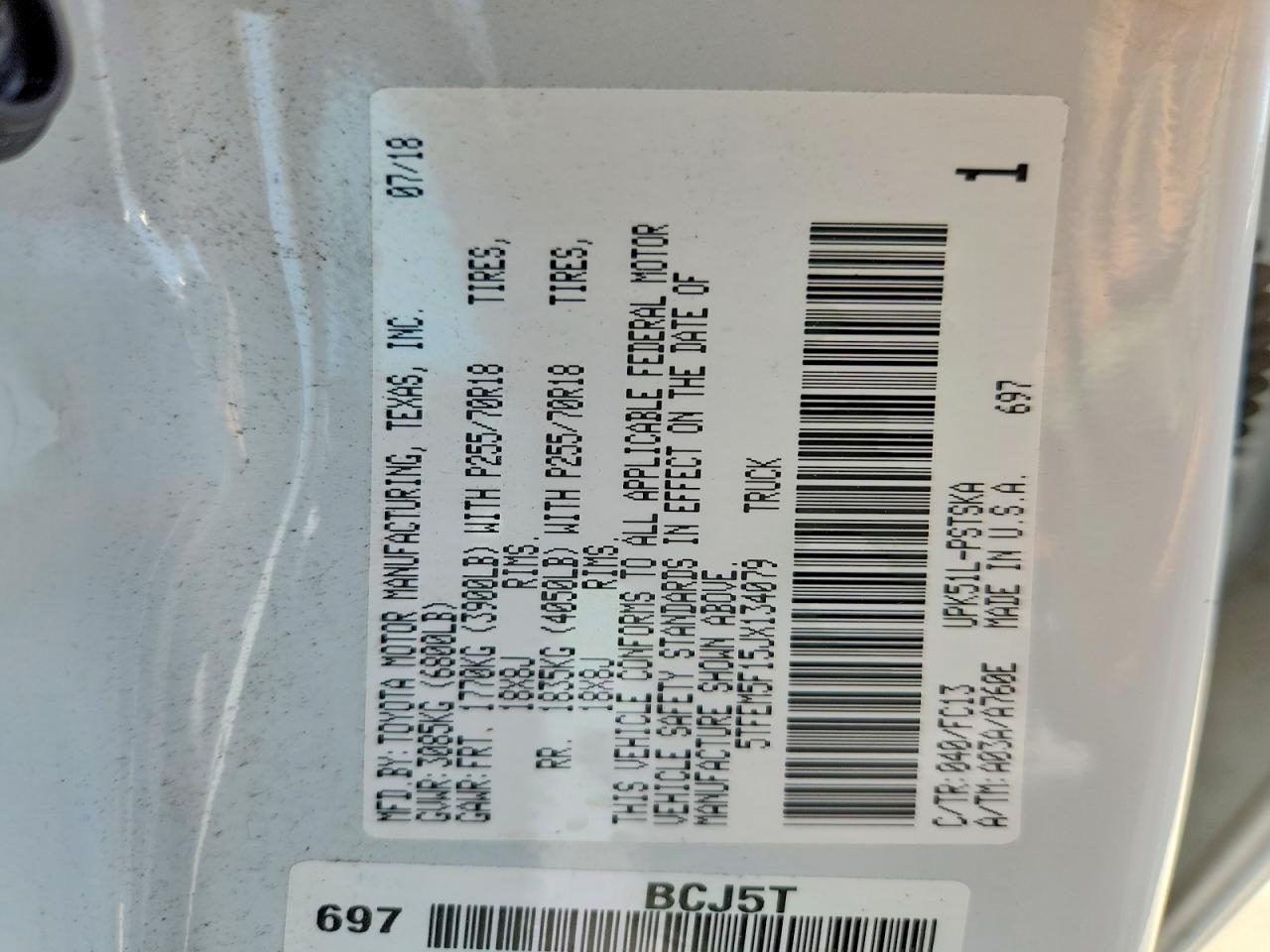 2018 Toyota Tundra Crewmax Sr5 White vin: 5TFEM5F15JX134079