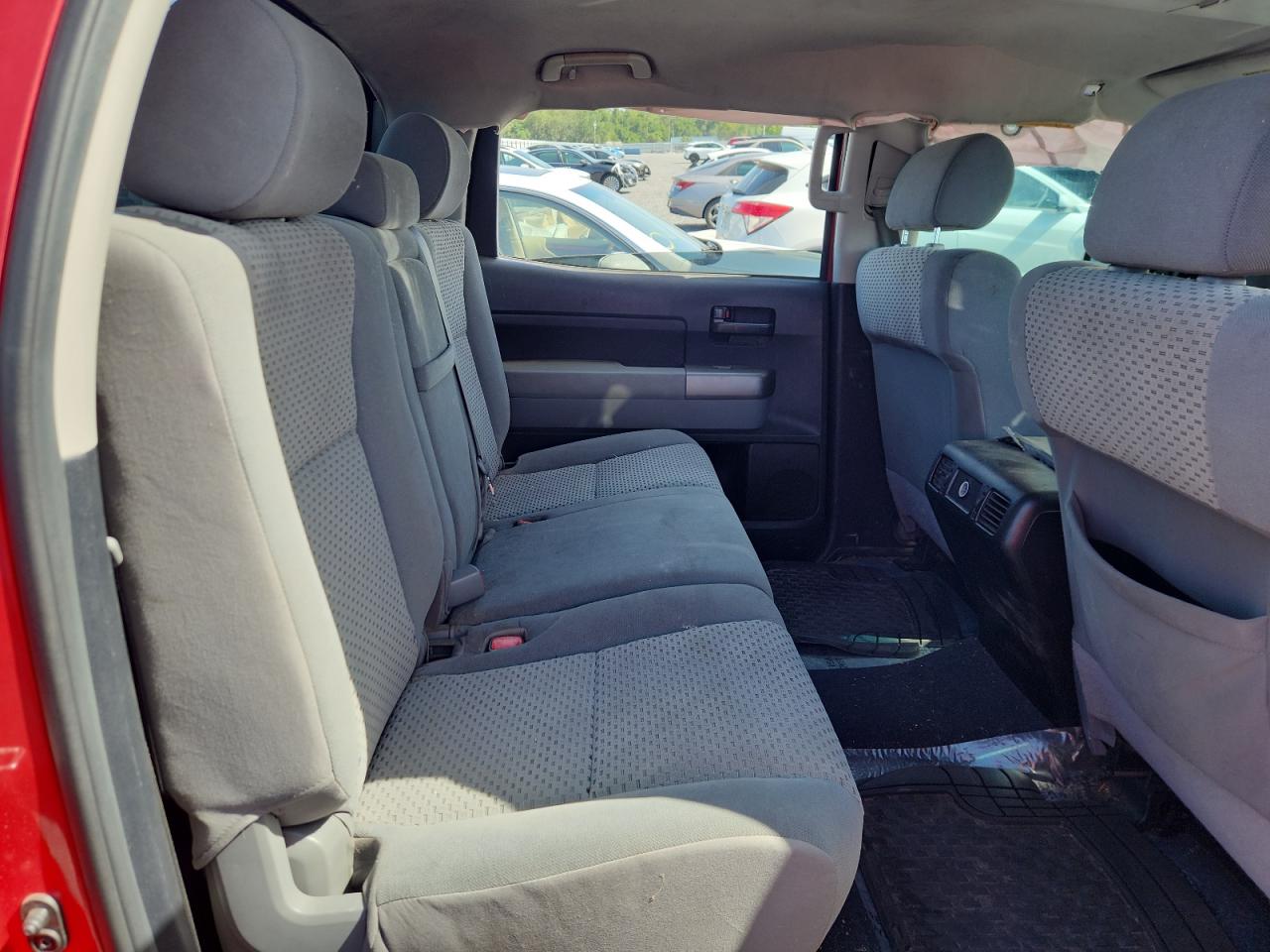 2012 Toyota Tundra Crewmax Sr5 Red vin: 5TFEM5F16CX039114