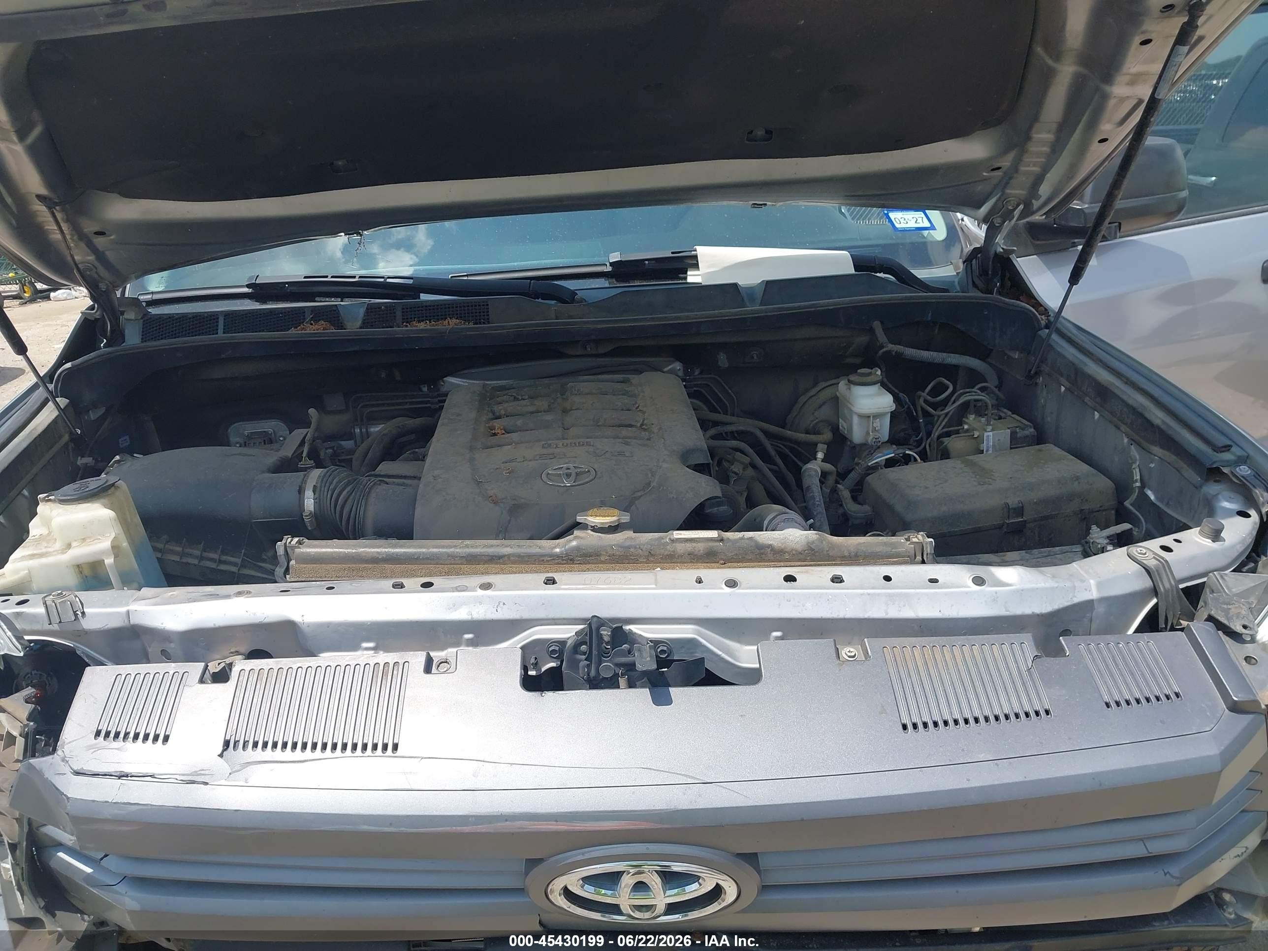 2014 Toyota Tundra Sr5 4.6l V8 Silver vin: 5TFEM5F16EX080166