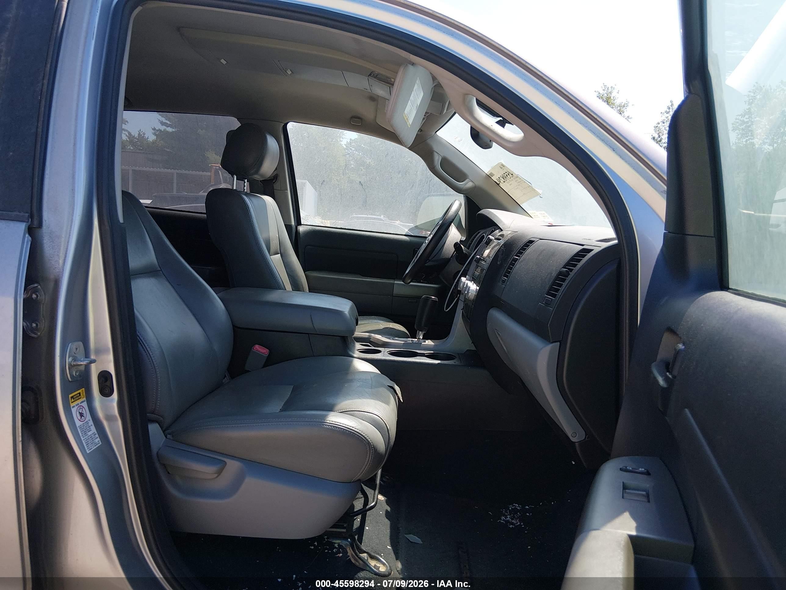 2012 Toyota Tundra Grade 4.6l V8 Silver vin: 5TFEM5F17CX037775