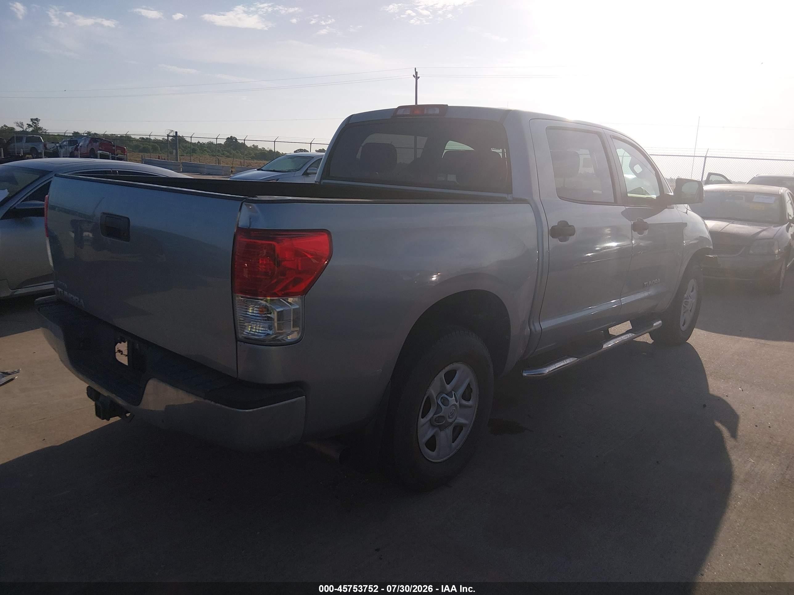 2012 Toyota Tundra Grade 4.6l V8 Silver vin: 5TFEM5F17CX049618