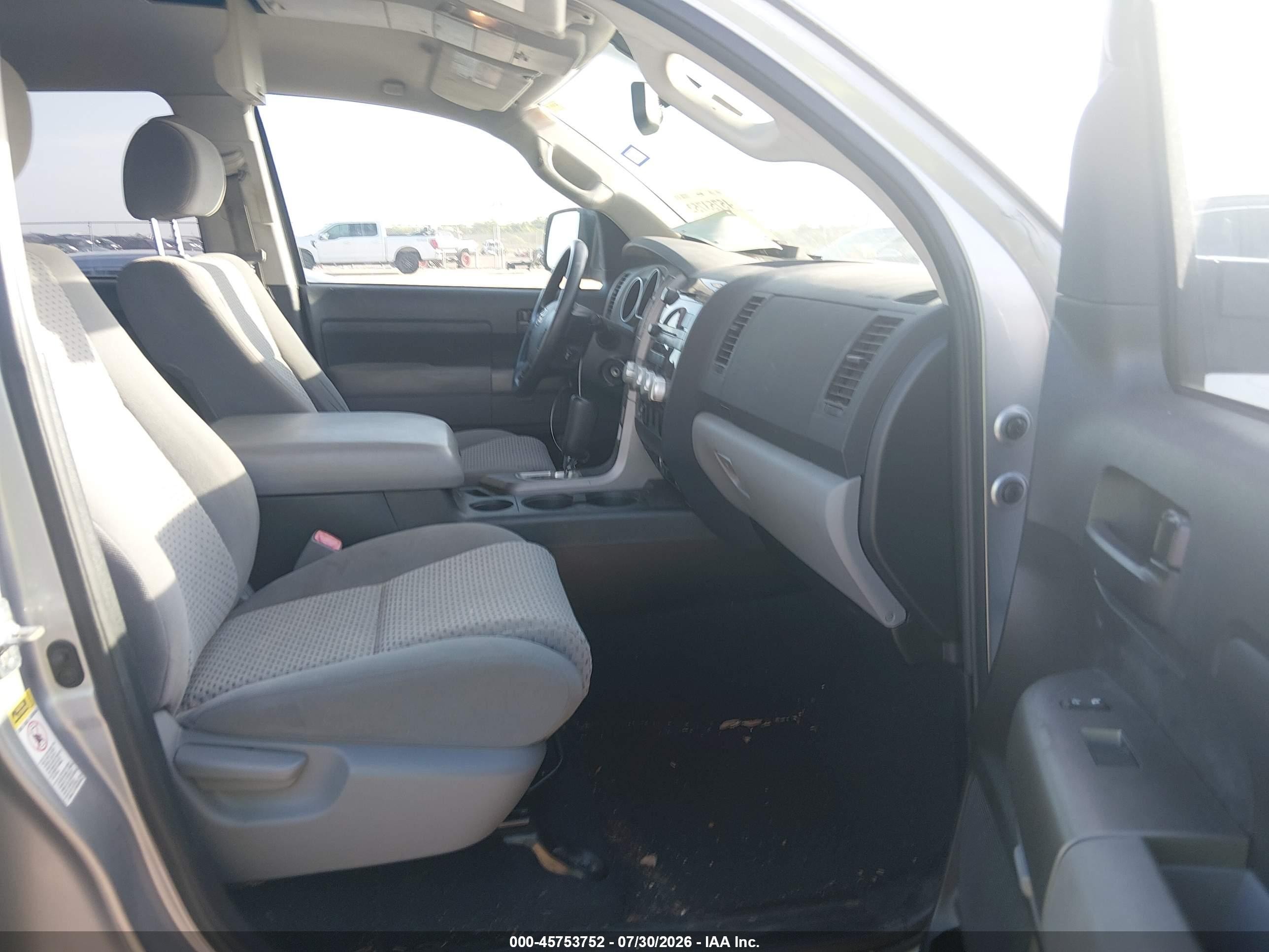 2012 Toyota Tundra Grade 4.6l V8 Silver vin: 5TFEM5F17CX049618