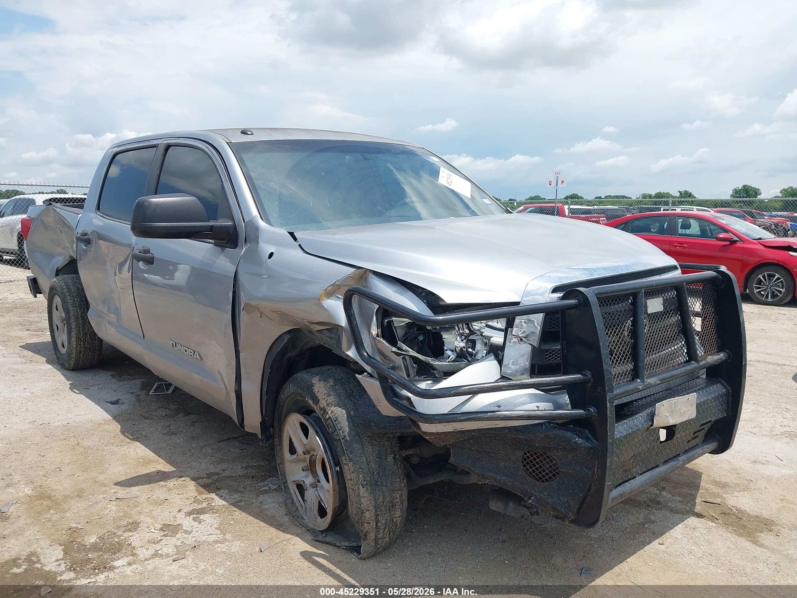 2013 Toyota Tundra Grade 4.6l V8 Silver vin: 5TFEM5F17DX059230