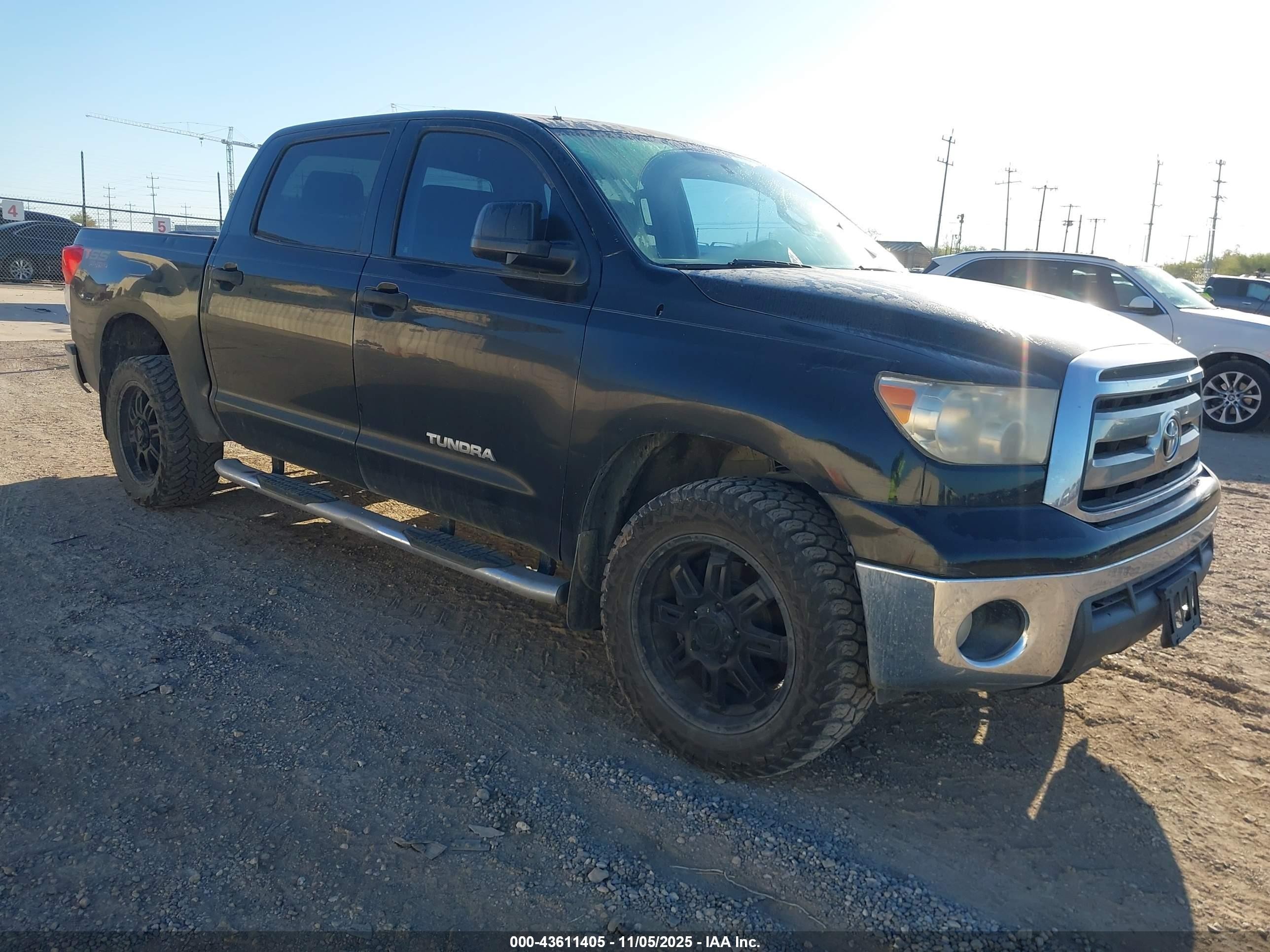5TFEM5F17DX064301