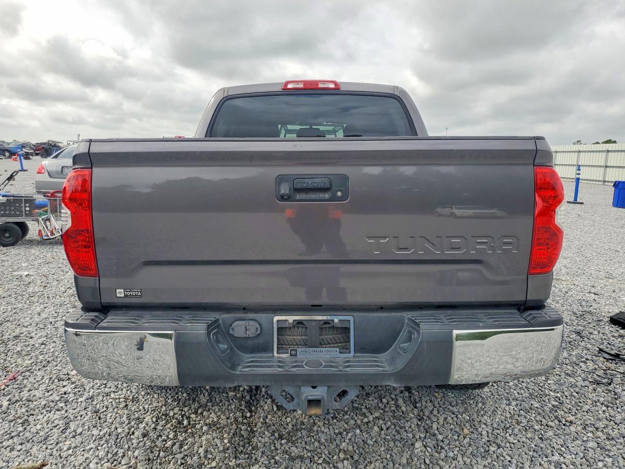 2014 Toyota Tundra Crewmax Sr5 Gray vin: 5TFEM5F17EX080449