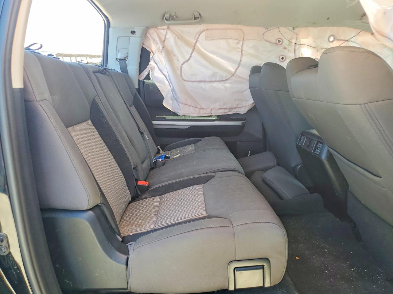 2015 Toyota Tundra Crewmax Sr5 Black vin: 5TFEM5F17FX088360