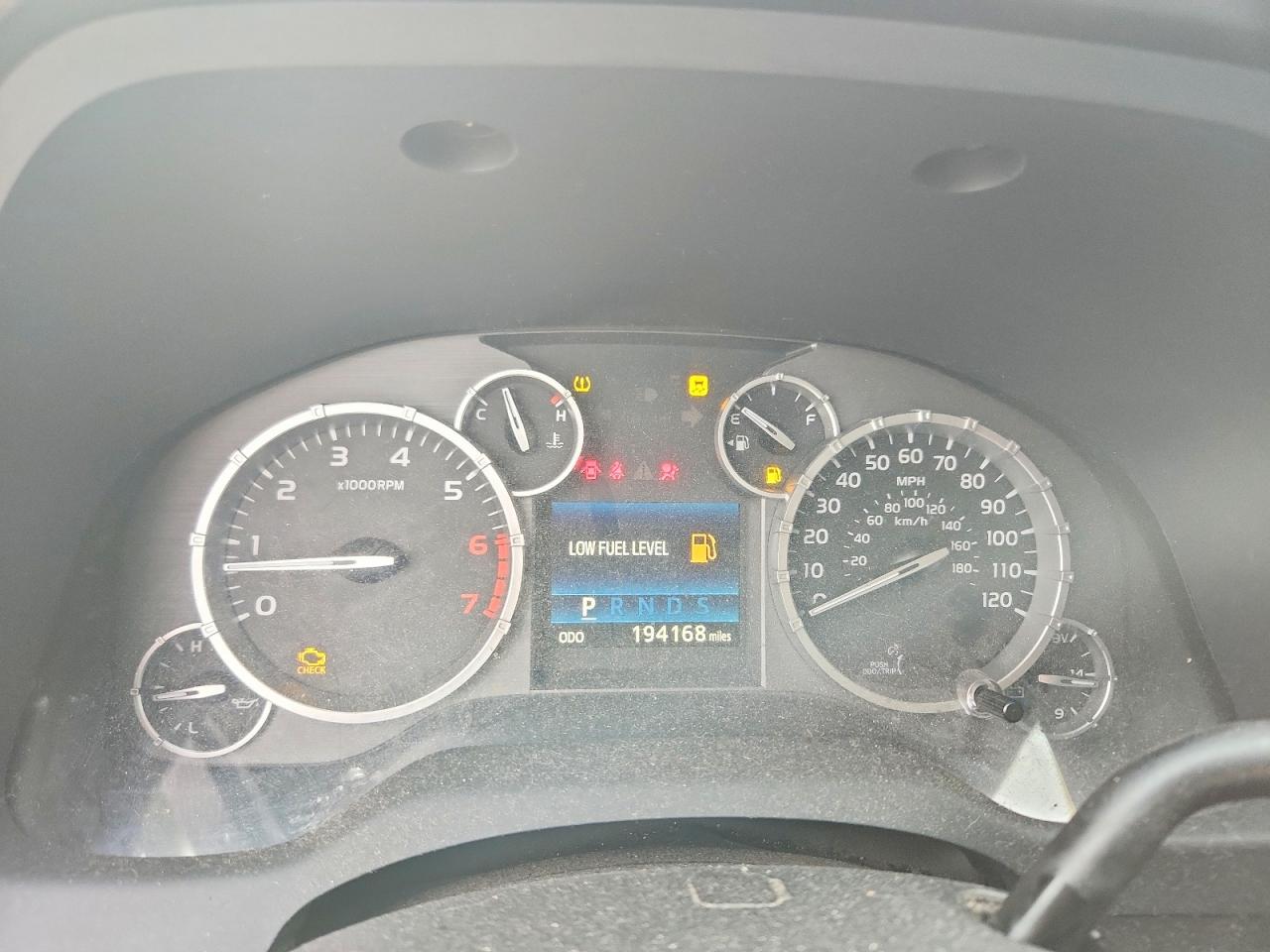 2014 Toyota Tundra Crewmax Sr5 Белый vin: 5TFEM5F18EX077544