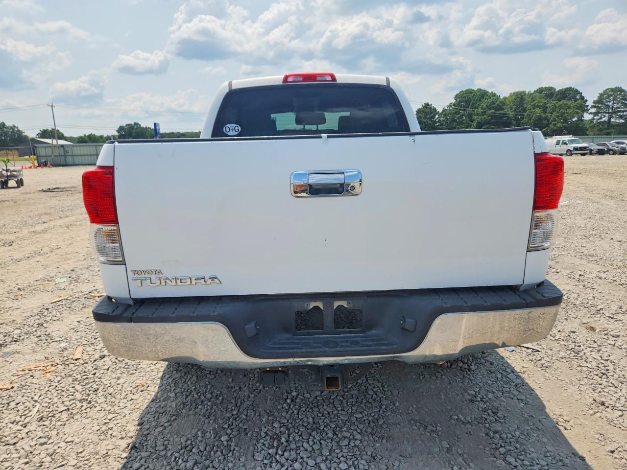 2010 Toyota Tundra Crewmax Sr5 White vin: 5TFEM5F1XAX016027
