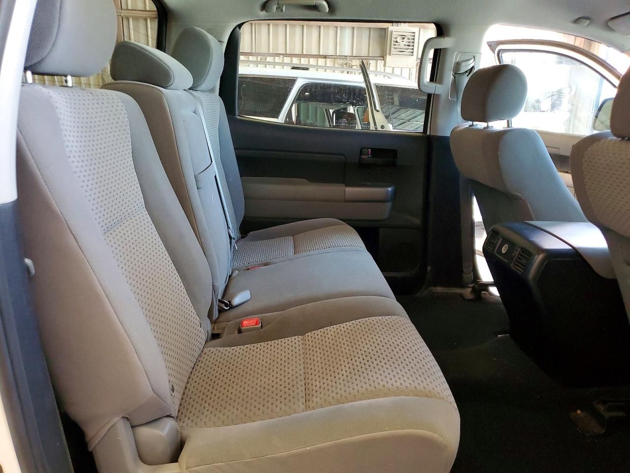 2012 Toyota Tundra Crewmax Sr5 White vin: 5TFEM5F1XCX039844