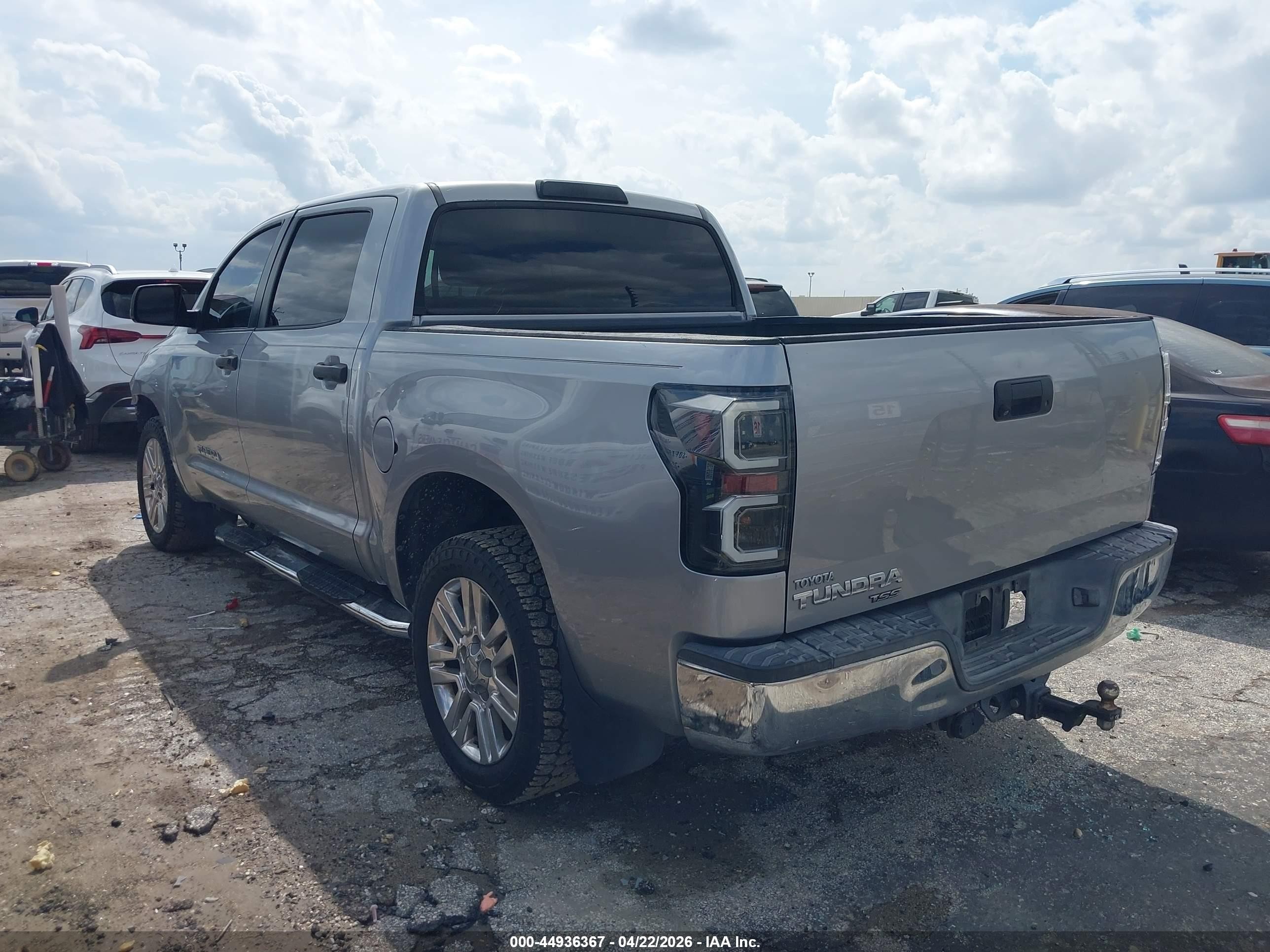 2013 Toyota Tundra Grade 4.6l V8 Серебряный vin: 5TFEM5F1XDX065796