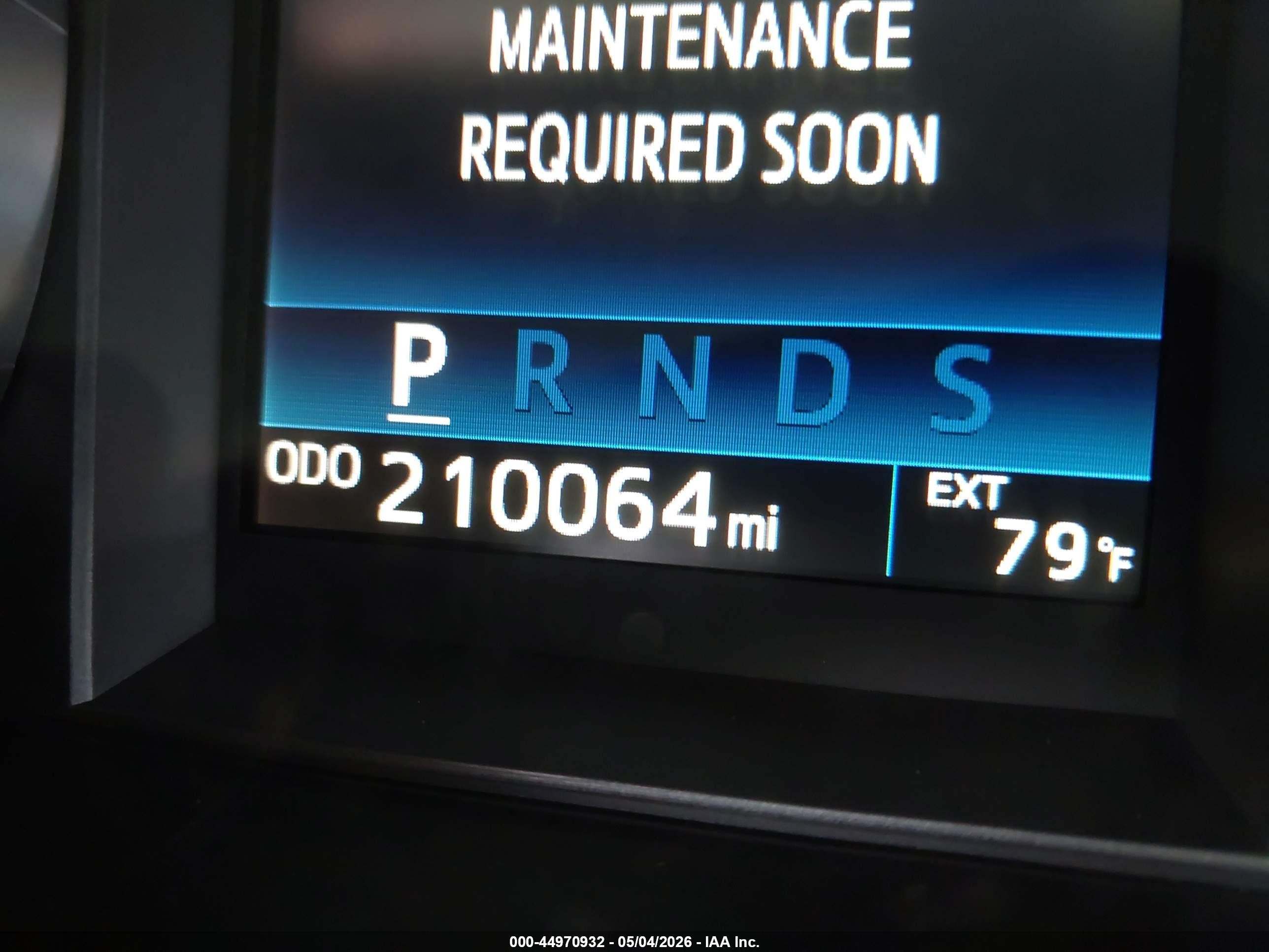 2015 Toyota Tundra Sr5 4.6l V8 Серебряный vin: 5TFEM5F1XFX090734