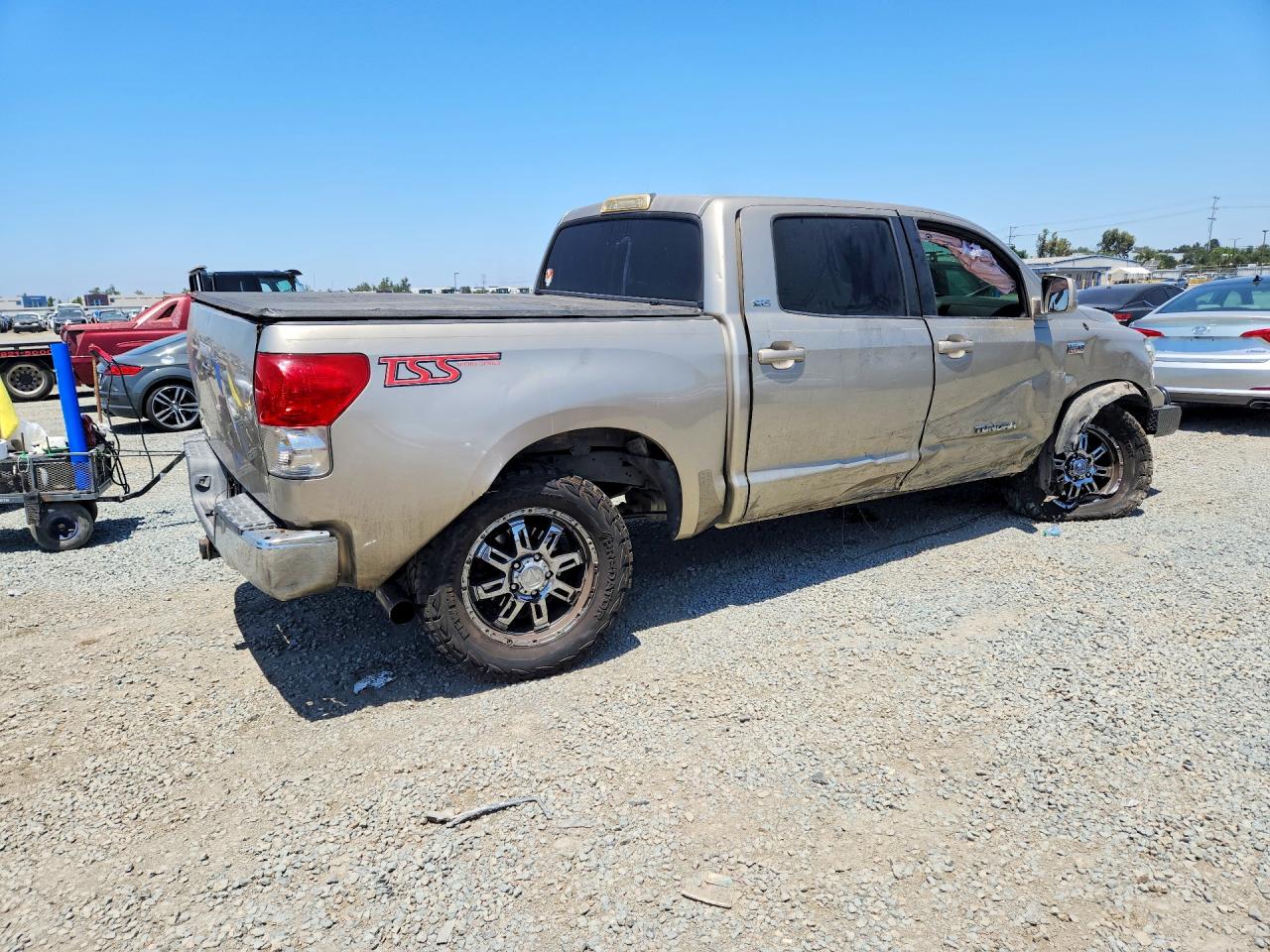 2007 Toyota Tundra Crewmax Sr5 Gold vin: 5TFEV54107X029944