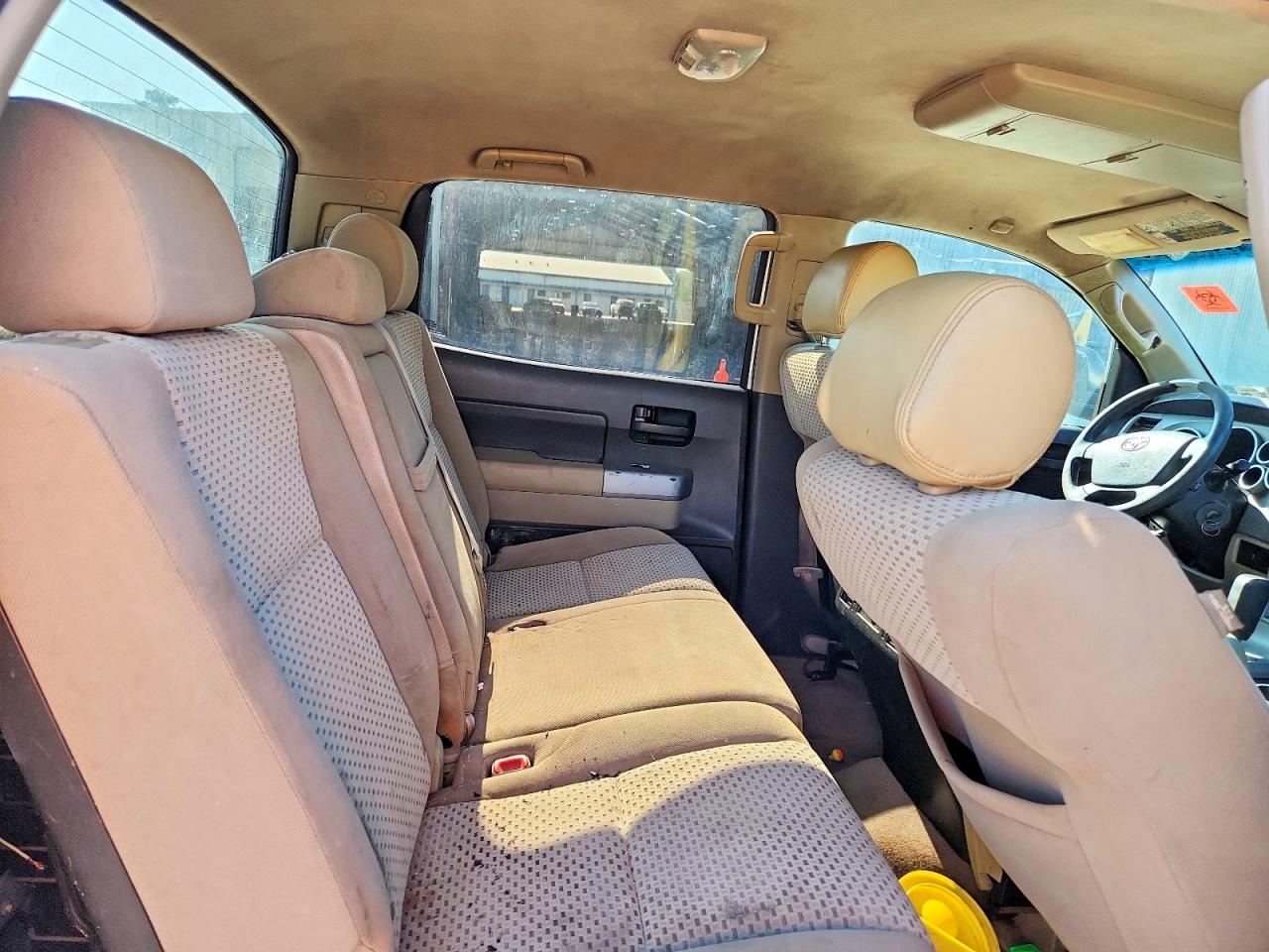2007 Toyota Tundra Crewmax Sr5 White vin: 5TFEV54117X027474