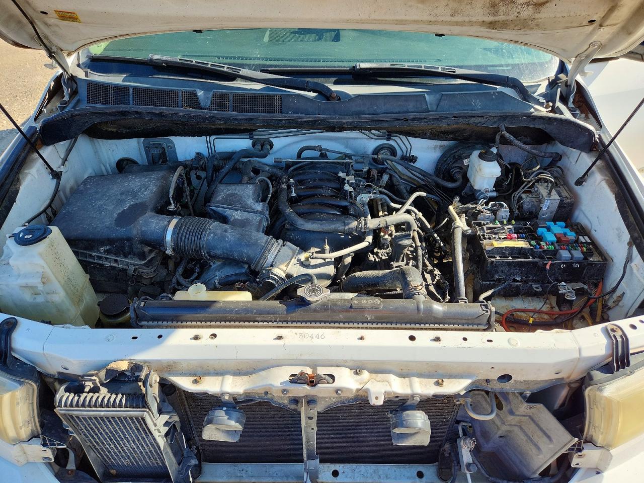 2007 Toyota Tundra Crewmax Sr5 White vin: 5TFEV54117X027474