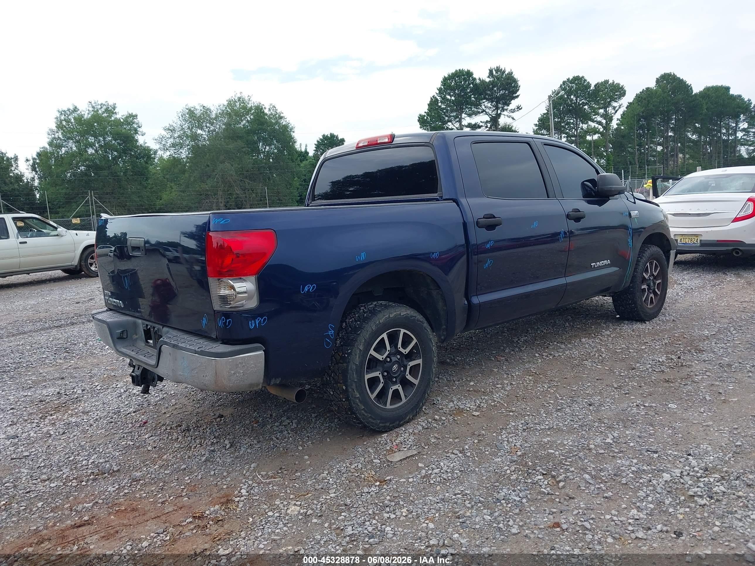 2008 Toyota Tundra Base 5.7l V8 Blue vin: 5TFEV54118X060640