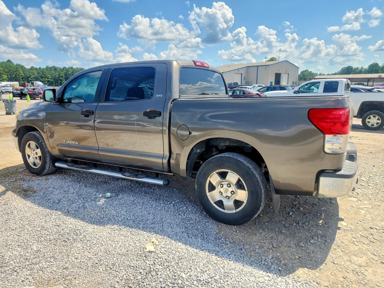 2008 Toyota Tundra Sr5 Brown vin: 5TFEV54128X034760