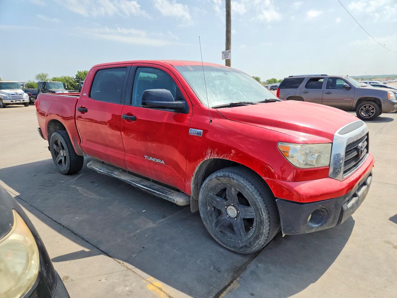 2008 Toyota Tundra Sr5 Red vin: 5TFEV54128X053096