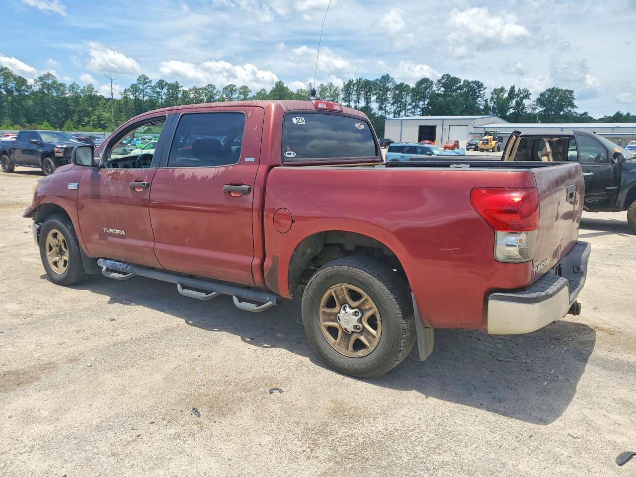 2008 Toyota Tundra Sr5 Red vin: 5TFEV54128X059657