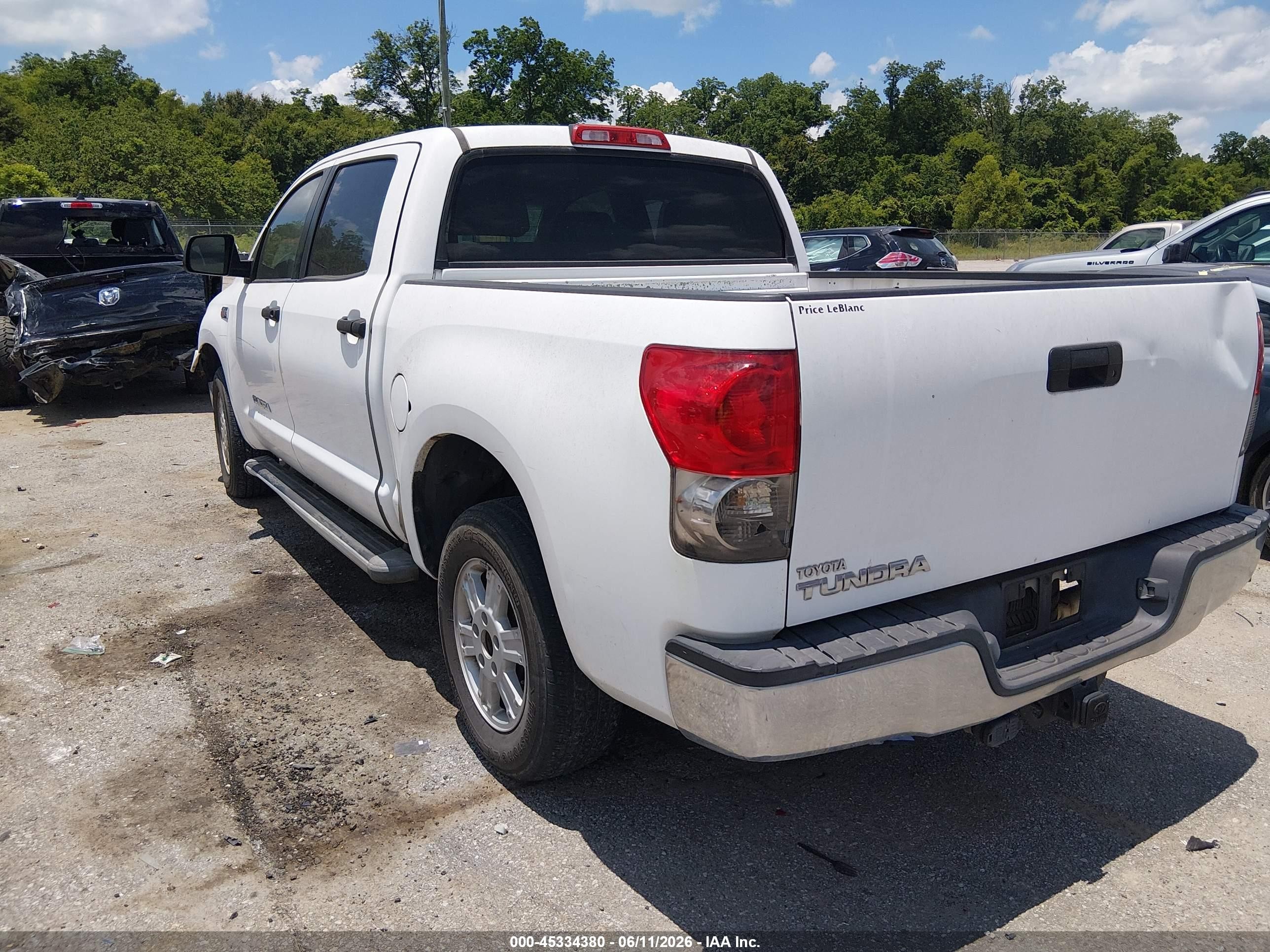 2009 Toyota Tundra Grade 5.7l V8 White vin: 5TFEV54129X072233