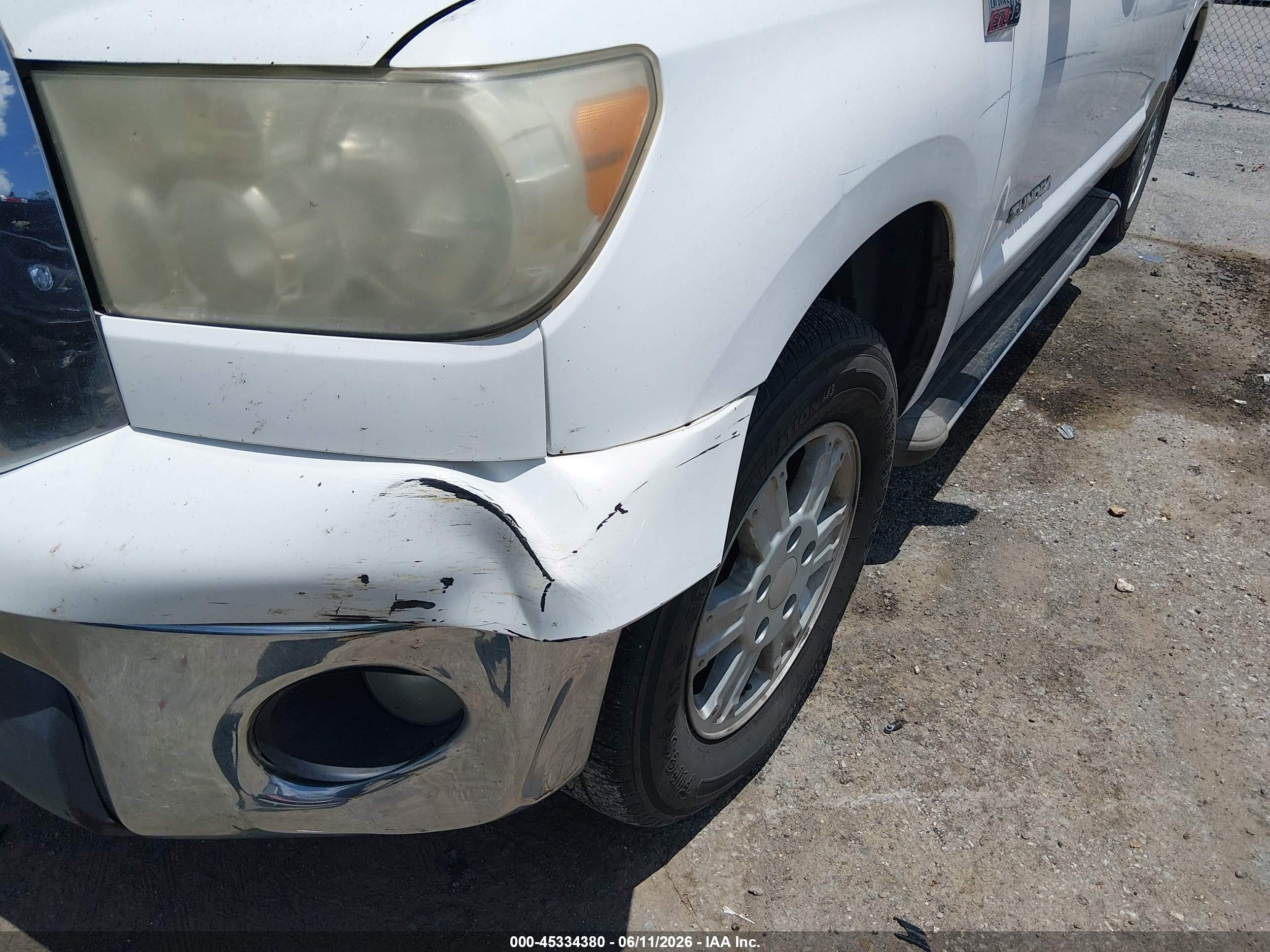 2009 Toyota Tundra Grade 5.7l V8 White vin: 5TFEV54129X072233