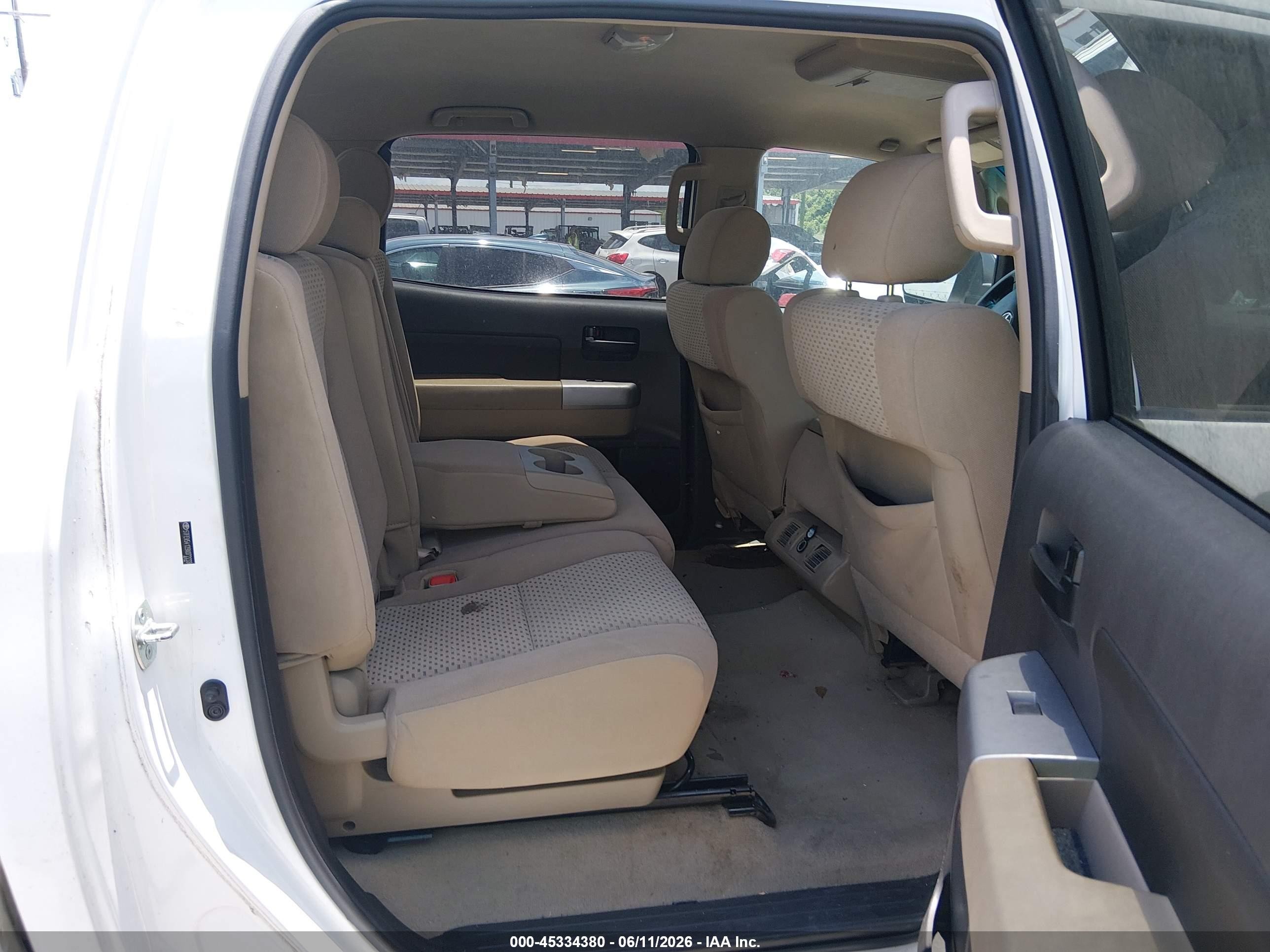 2009 Toyota Tundra Grade 5.7l V8 White vin: 5TFEV54129X072233