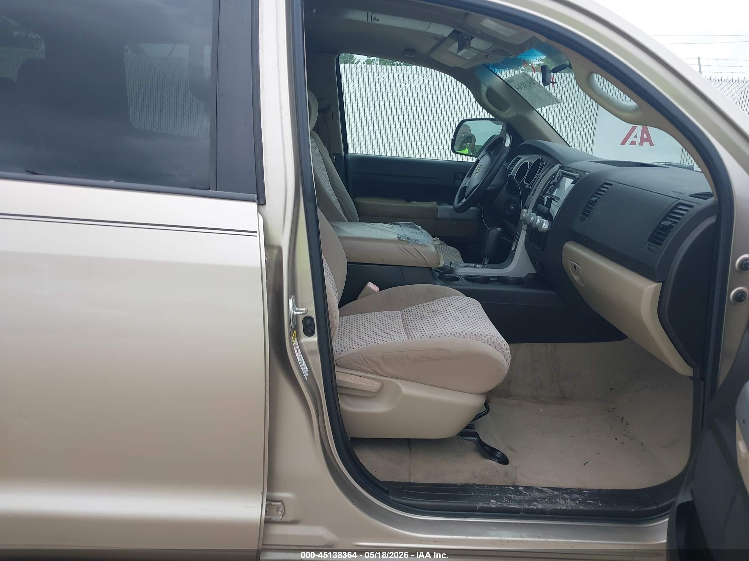 2008 Toyota Tundra Sr5 5.7l V8 Gold vin: 5TFEV54138X060123