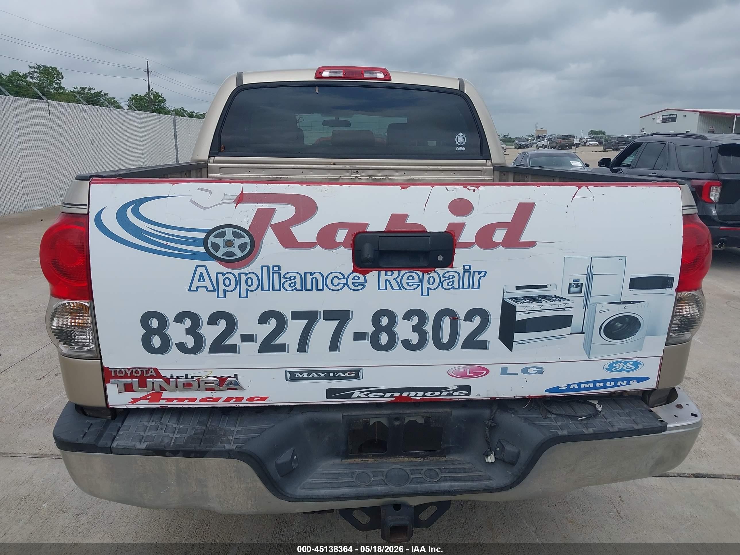 2008 Toyota Tundra Sr5 5.7l V8 Gold vin: 5TFEV54138X060123