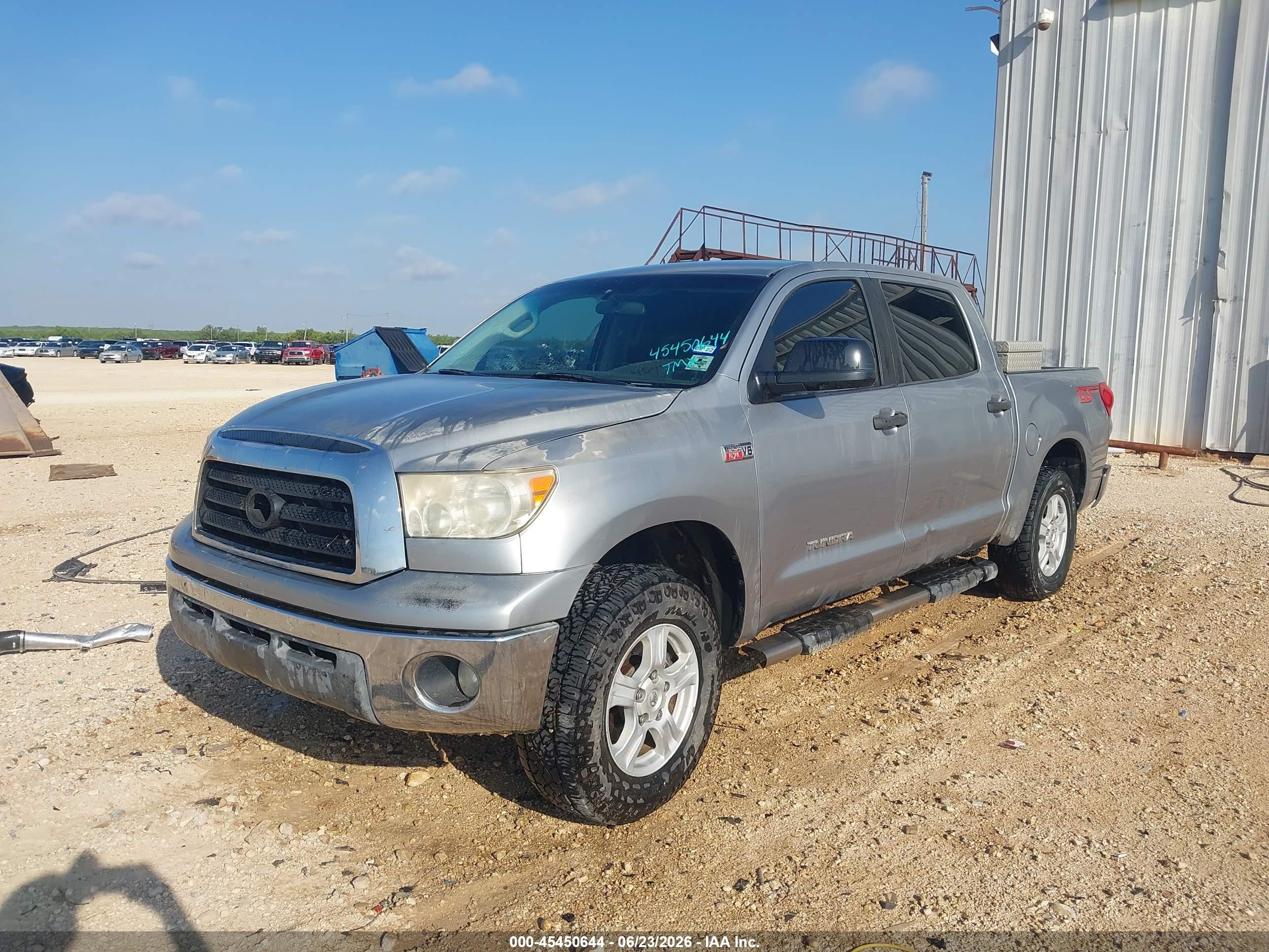 2009 Toyota Tundra Grade 5.7l V8 Silver vin: 5TFEV54139X072371