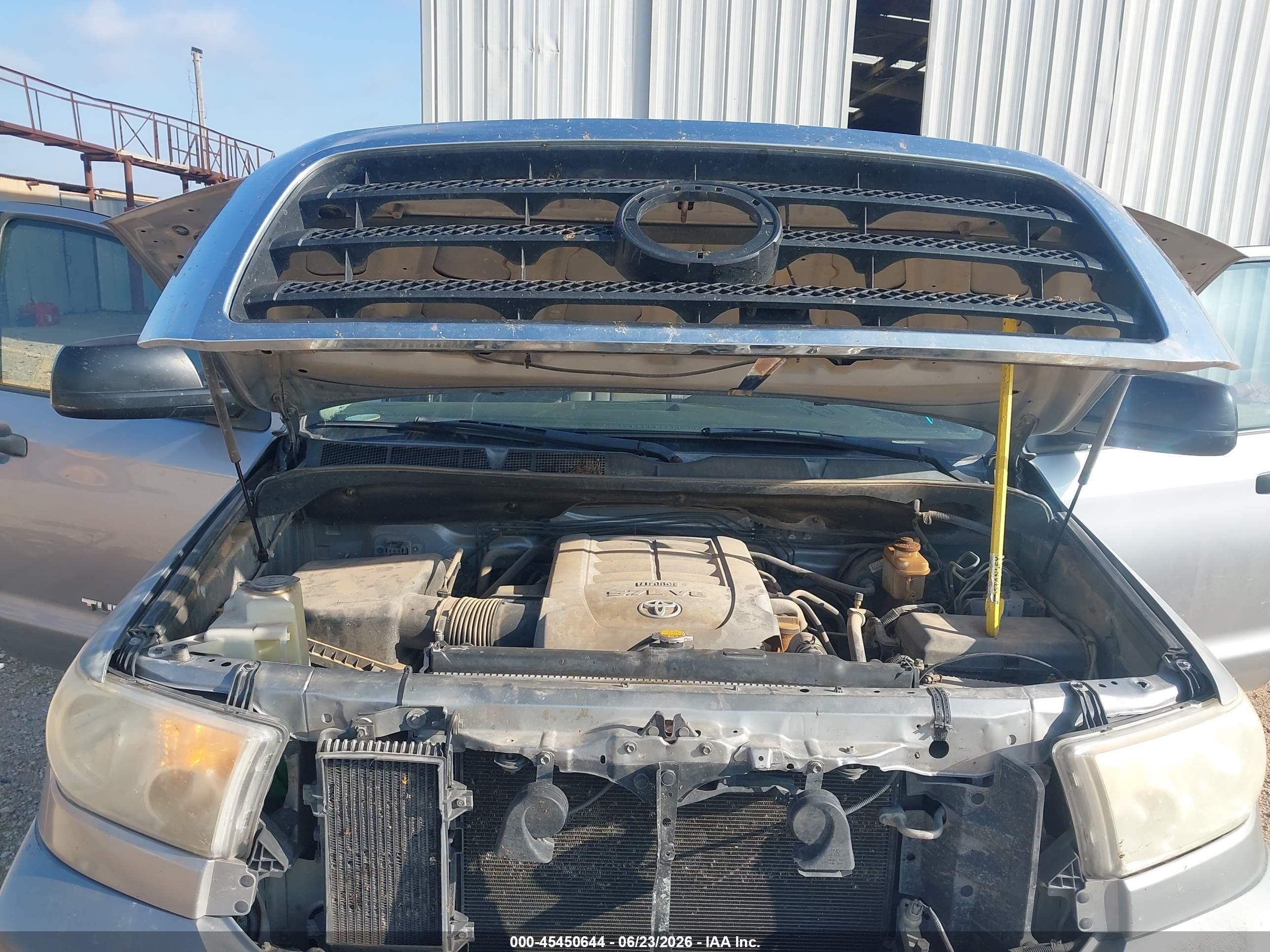 2009 Toyota Tundra Grade 5.7l V8 Silver vin: 5TFEV54139X072371